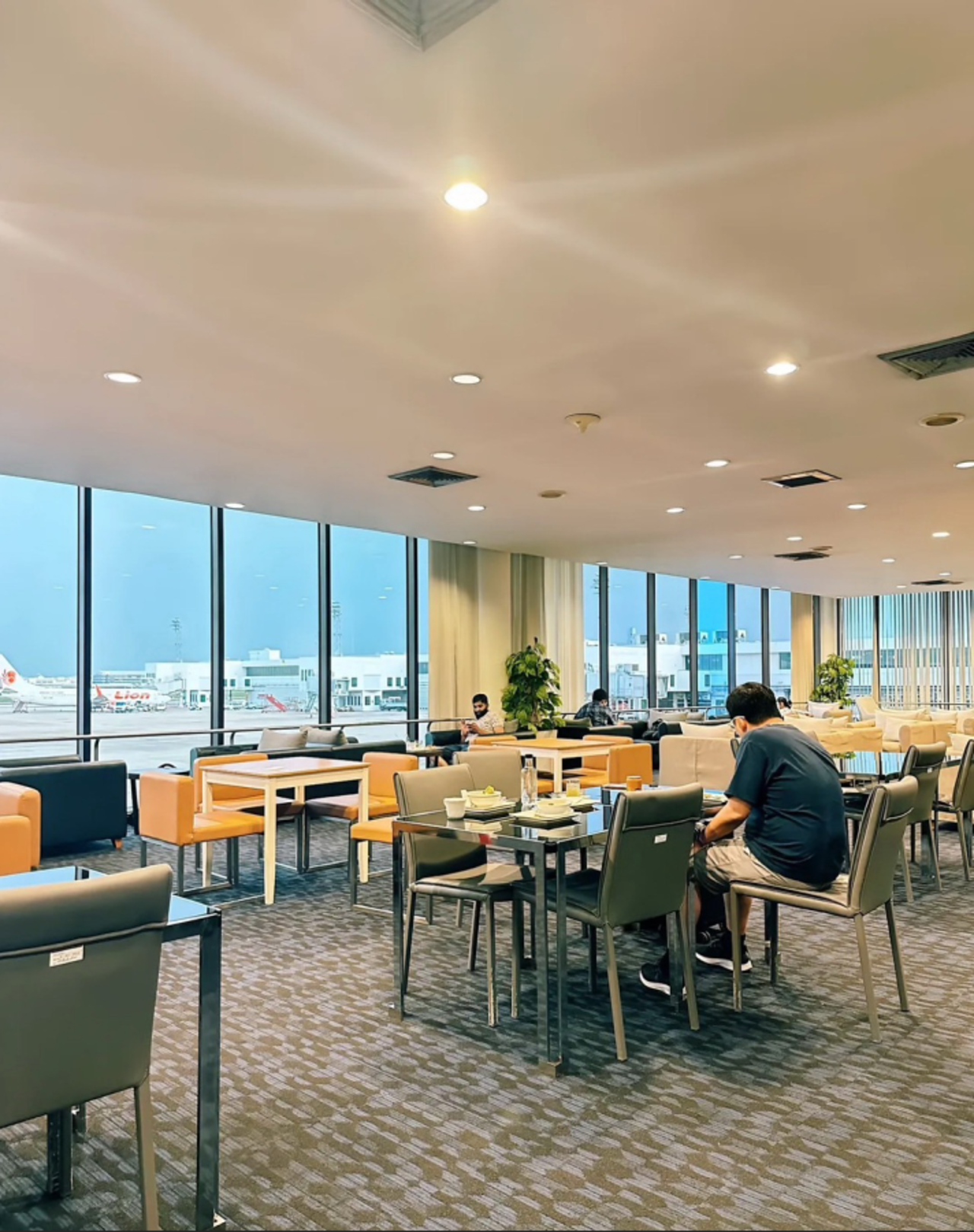 Don Mueang Airport Miracle Lounge 2-Hour Pass
