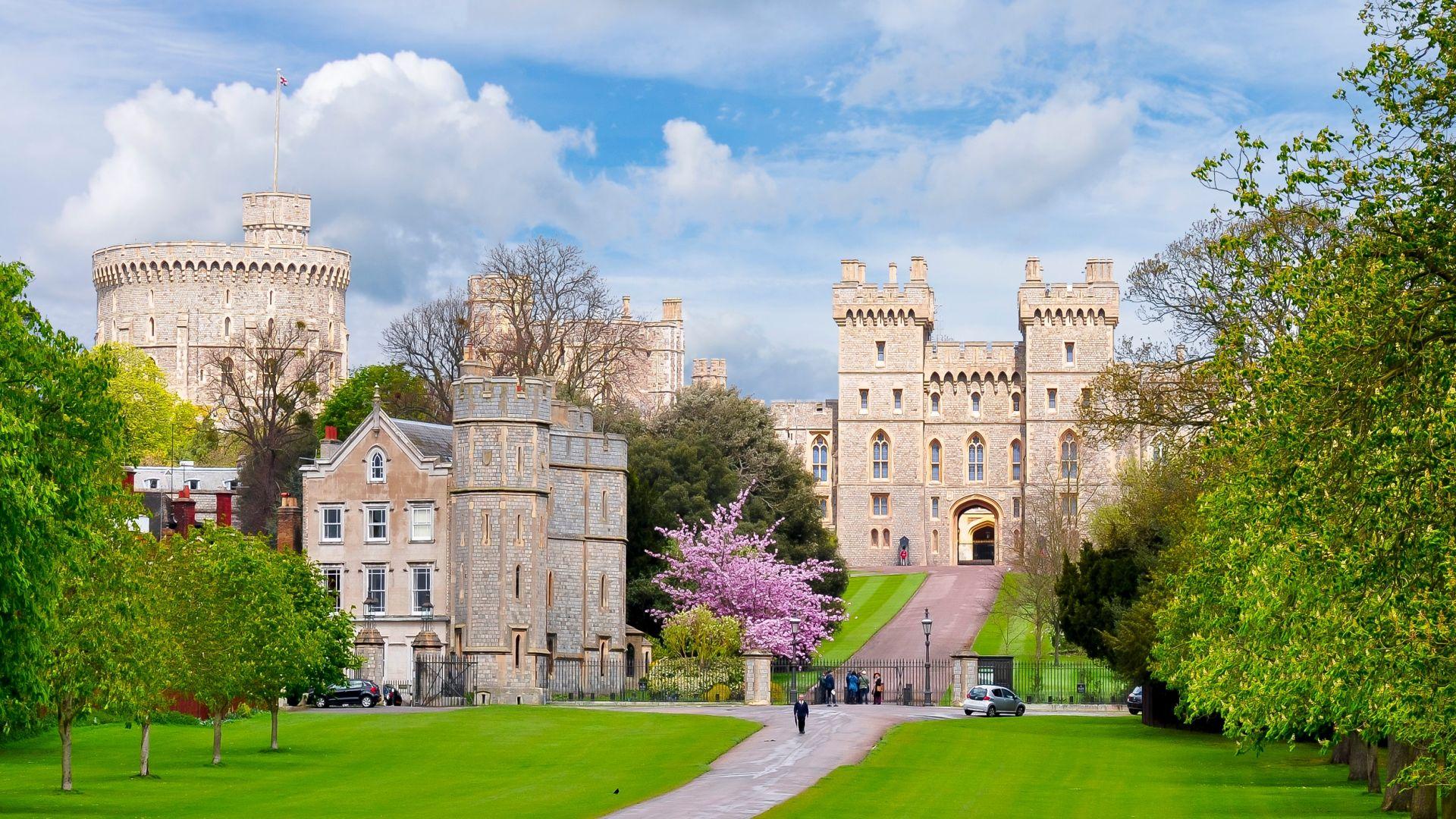 Excursão de um dia inteiro ao Castelo de Windsor, Stonehenge e Bath a partir de Londres