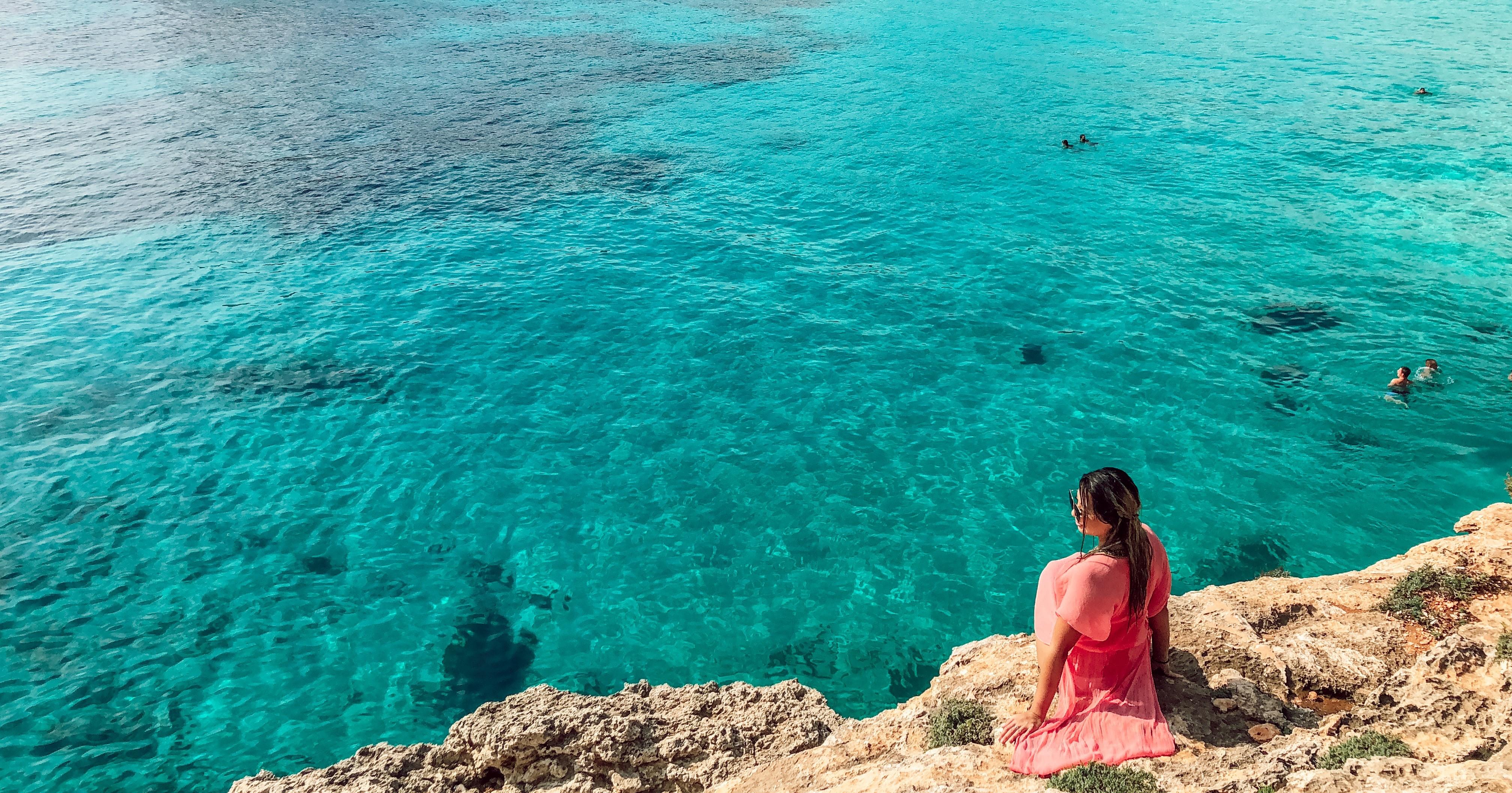 Sliema to Comino: Crystal and Blue Lagoon Cruise with Lunch