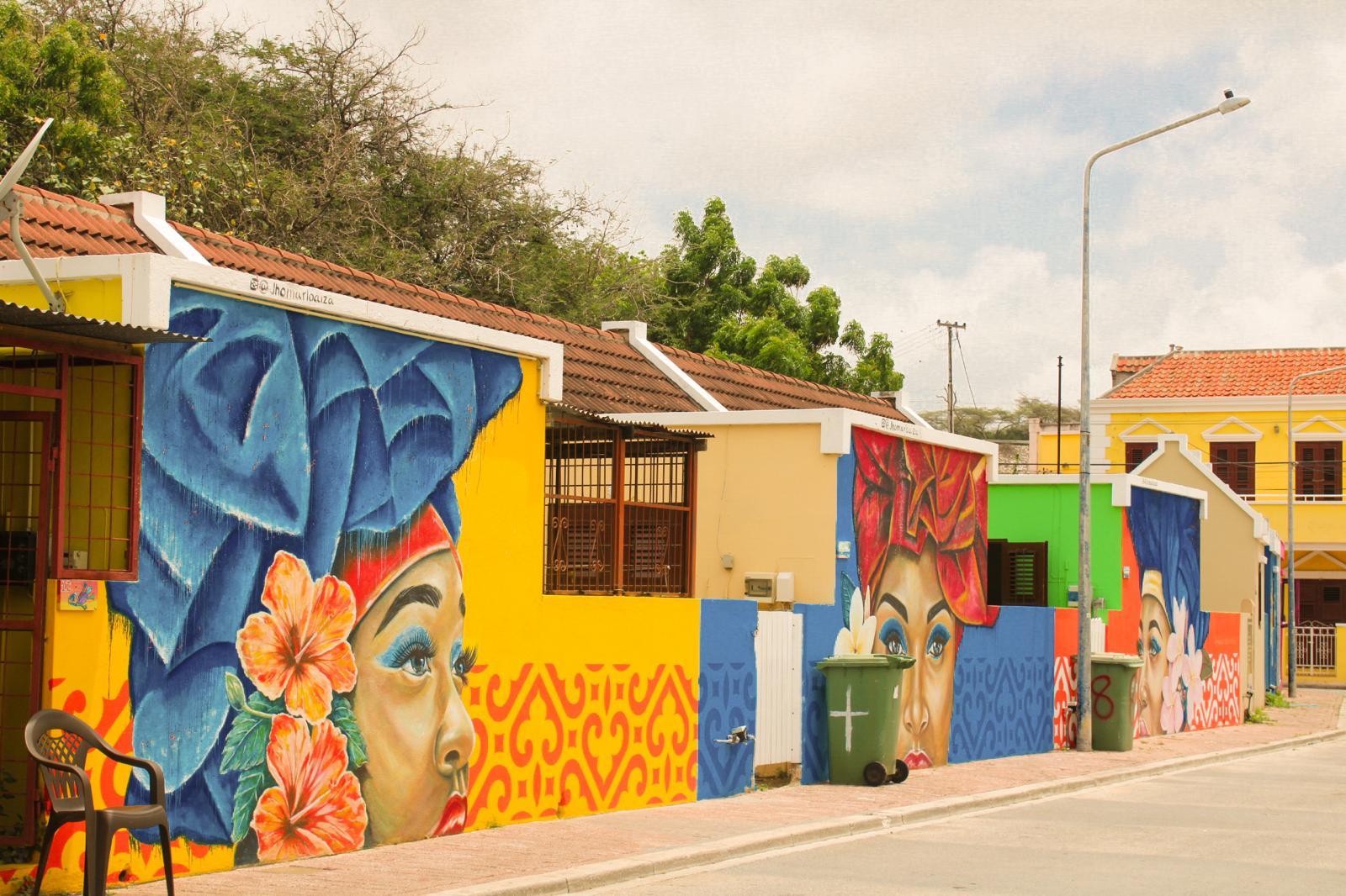 Willemstad Heritage & Street Art Walking Tour