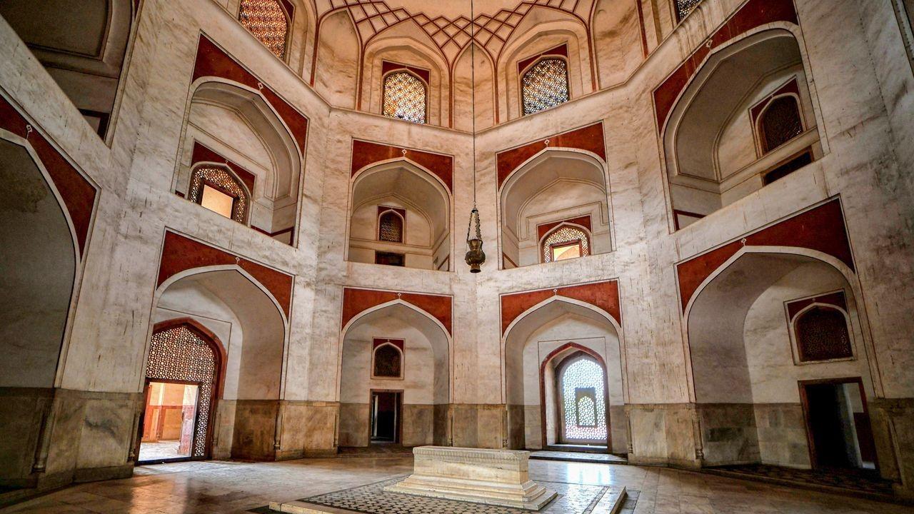 Private Humayun's Tomb Tour with Skip-the-Line Entry