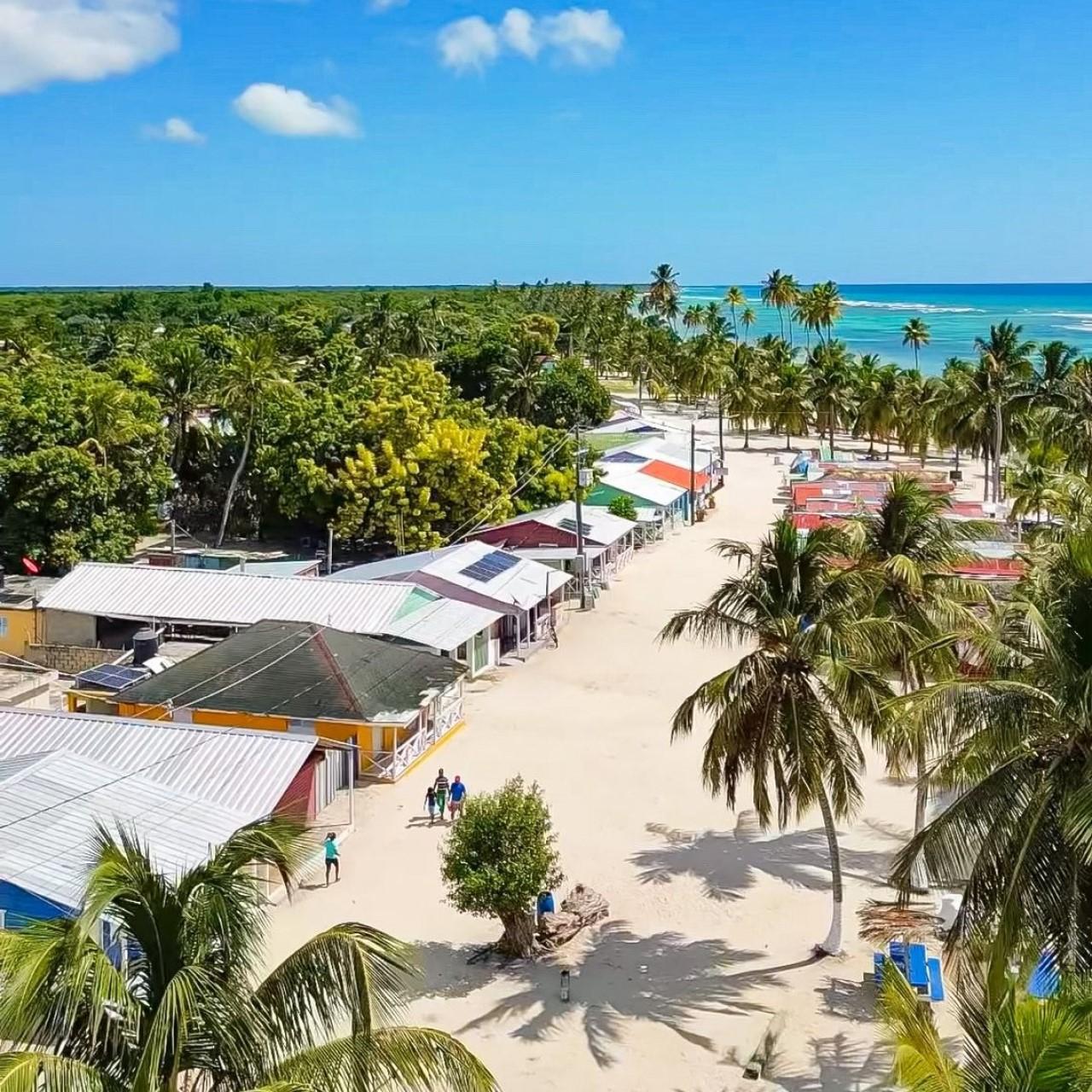 Small Group Saona Island Cruise & Beach Escape