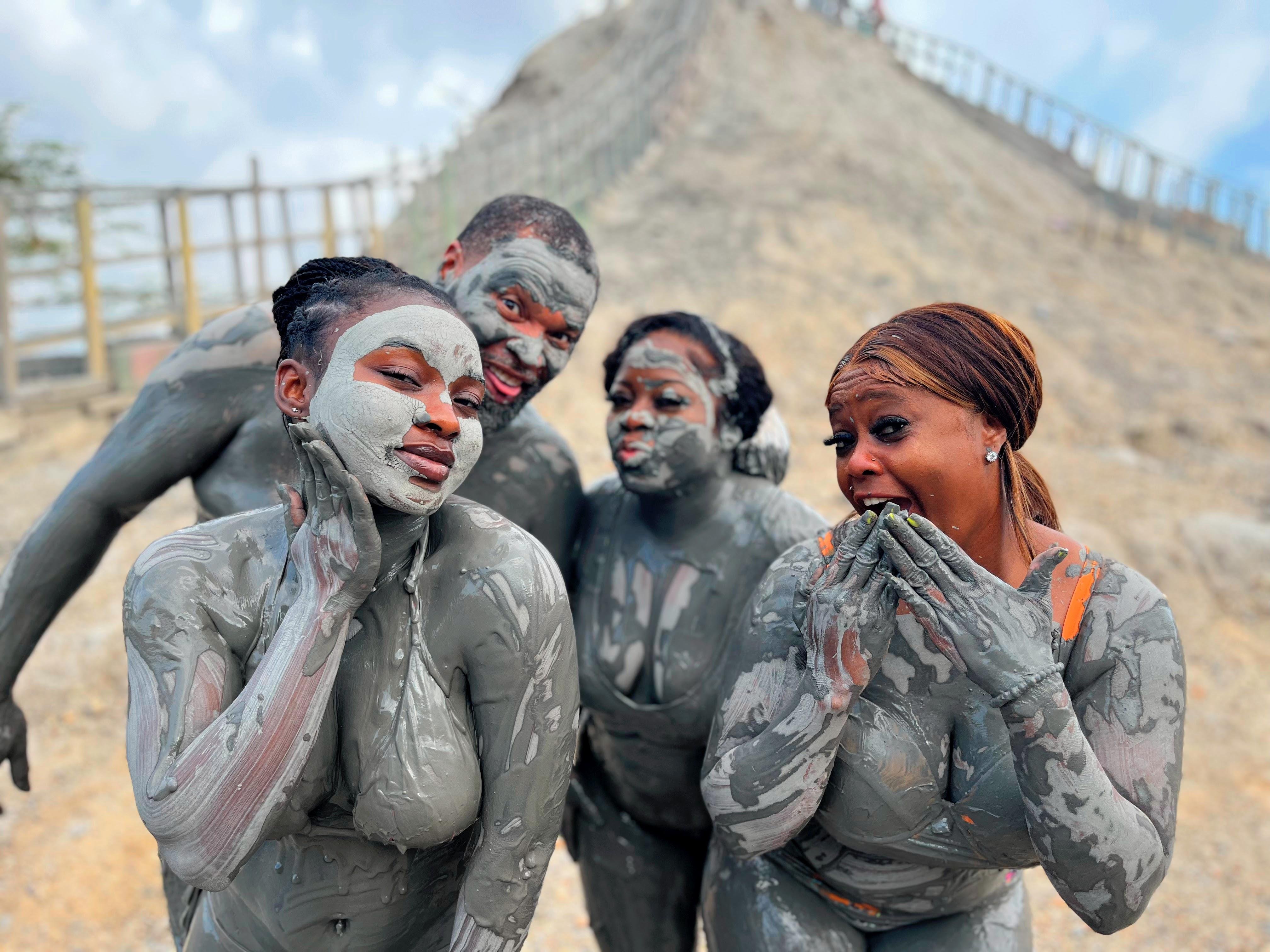 Palenque & Mud Volcano Day Tour from Cartagena