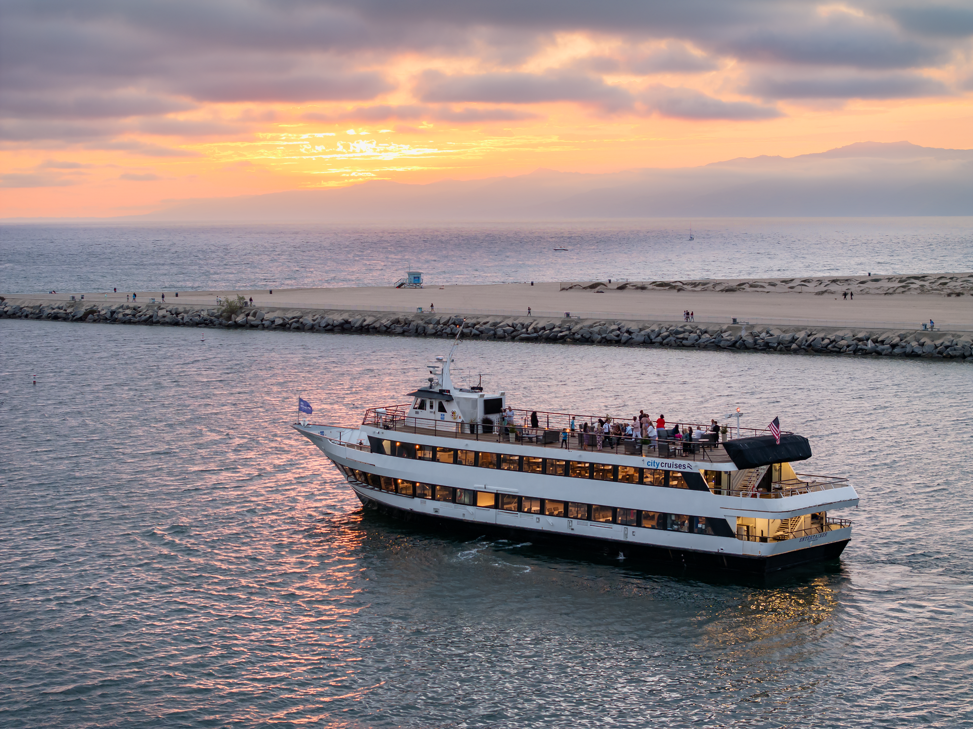 Marina del Rey Premier Sunset Dinner Cruise