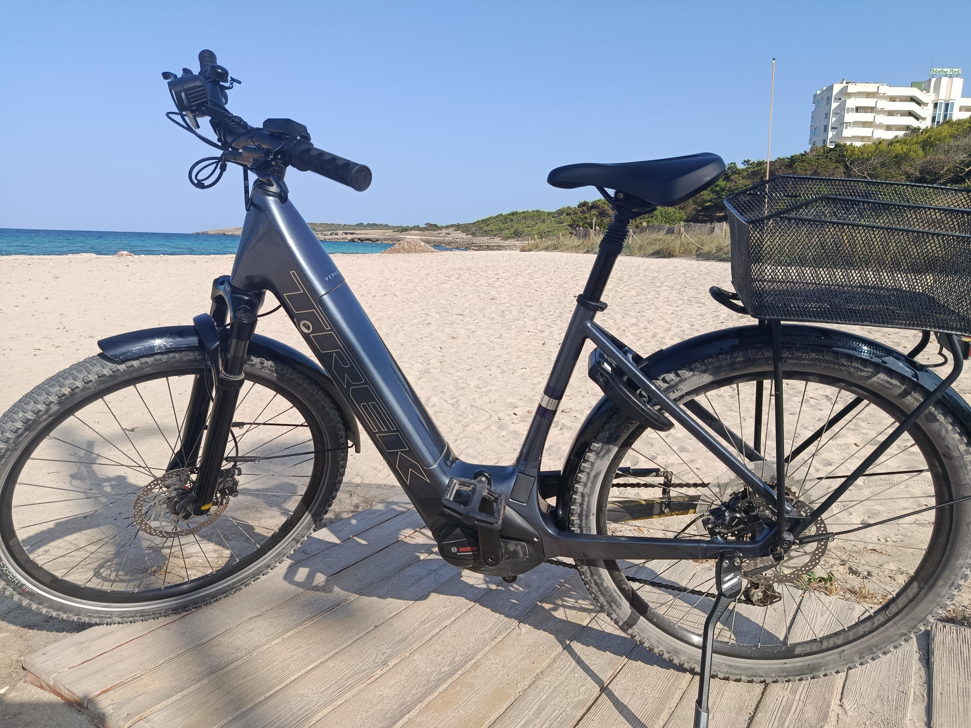 Cala Millor Bike Rental – City & E-Bike Options
