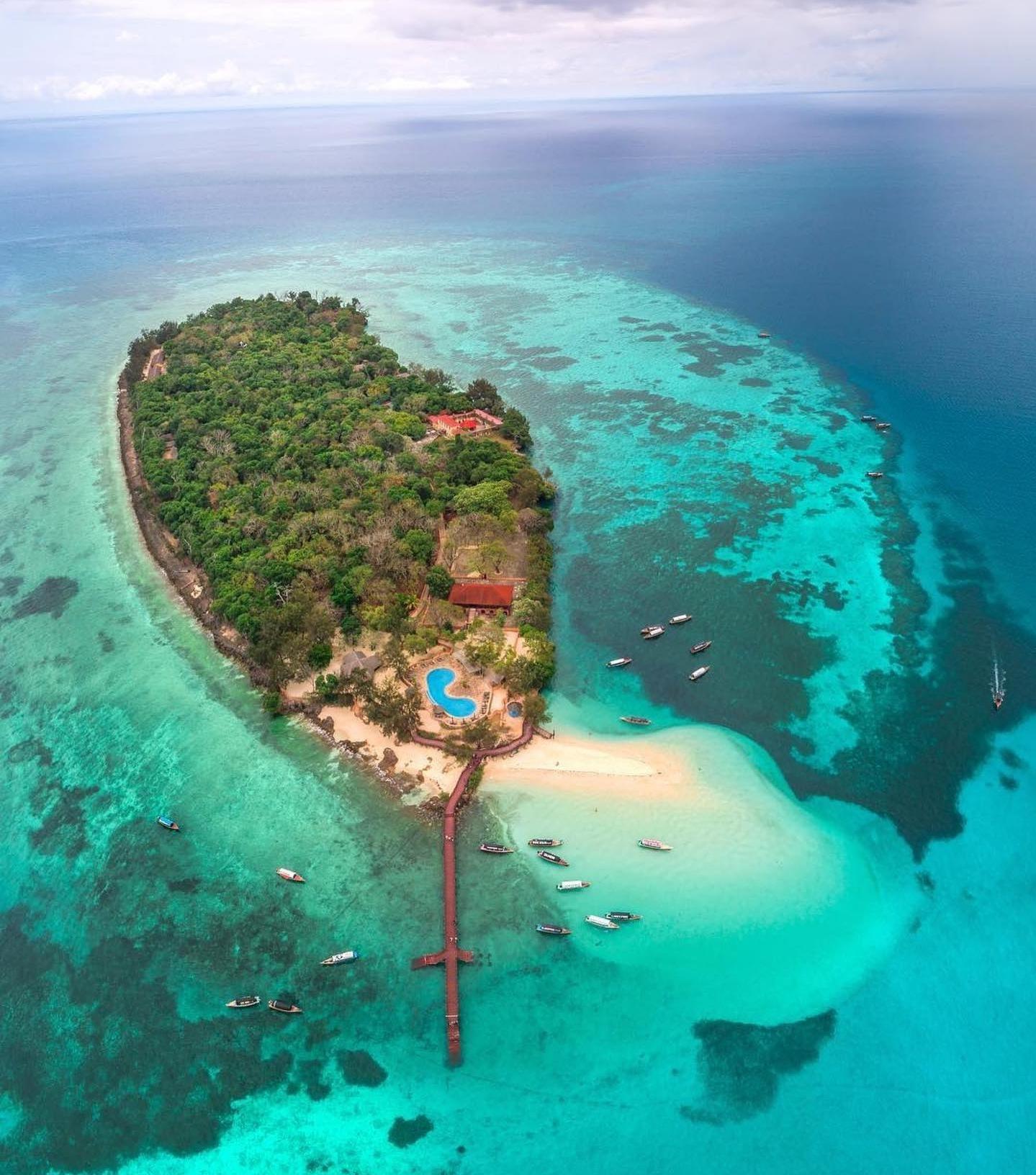 Zanzibar Full-Day: Stone Town, Spice Farm & Prison Island with Lunch
