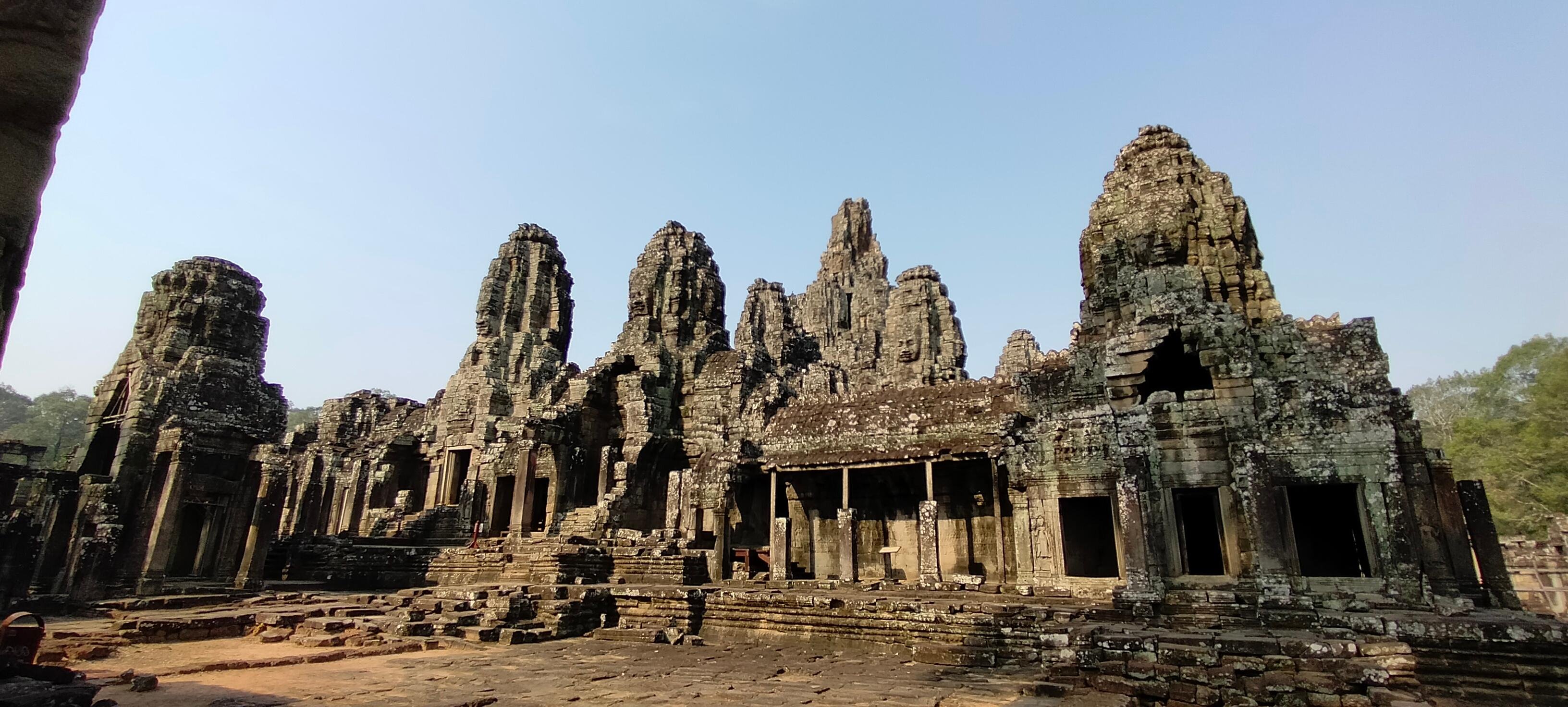 Private Angkor Wat Sunrise & Temples Discovery