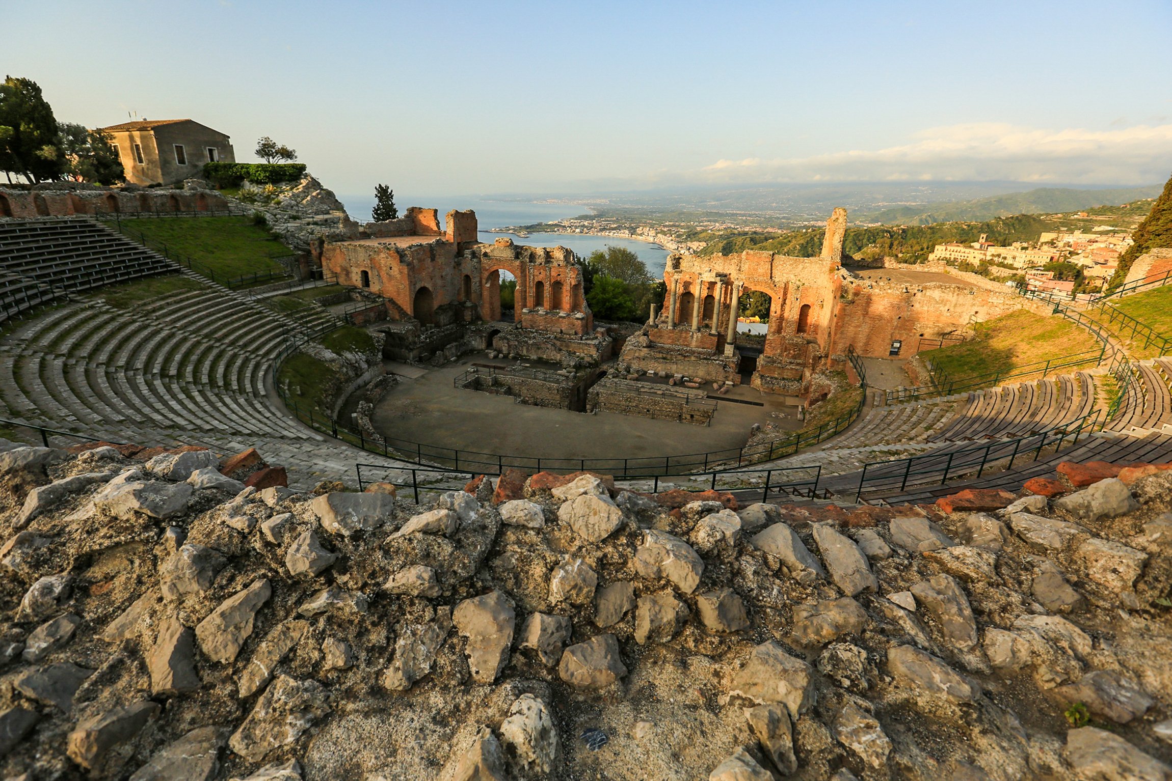 Taormina Ancient Theater: Skip-the-Line & Audio Guide