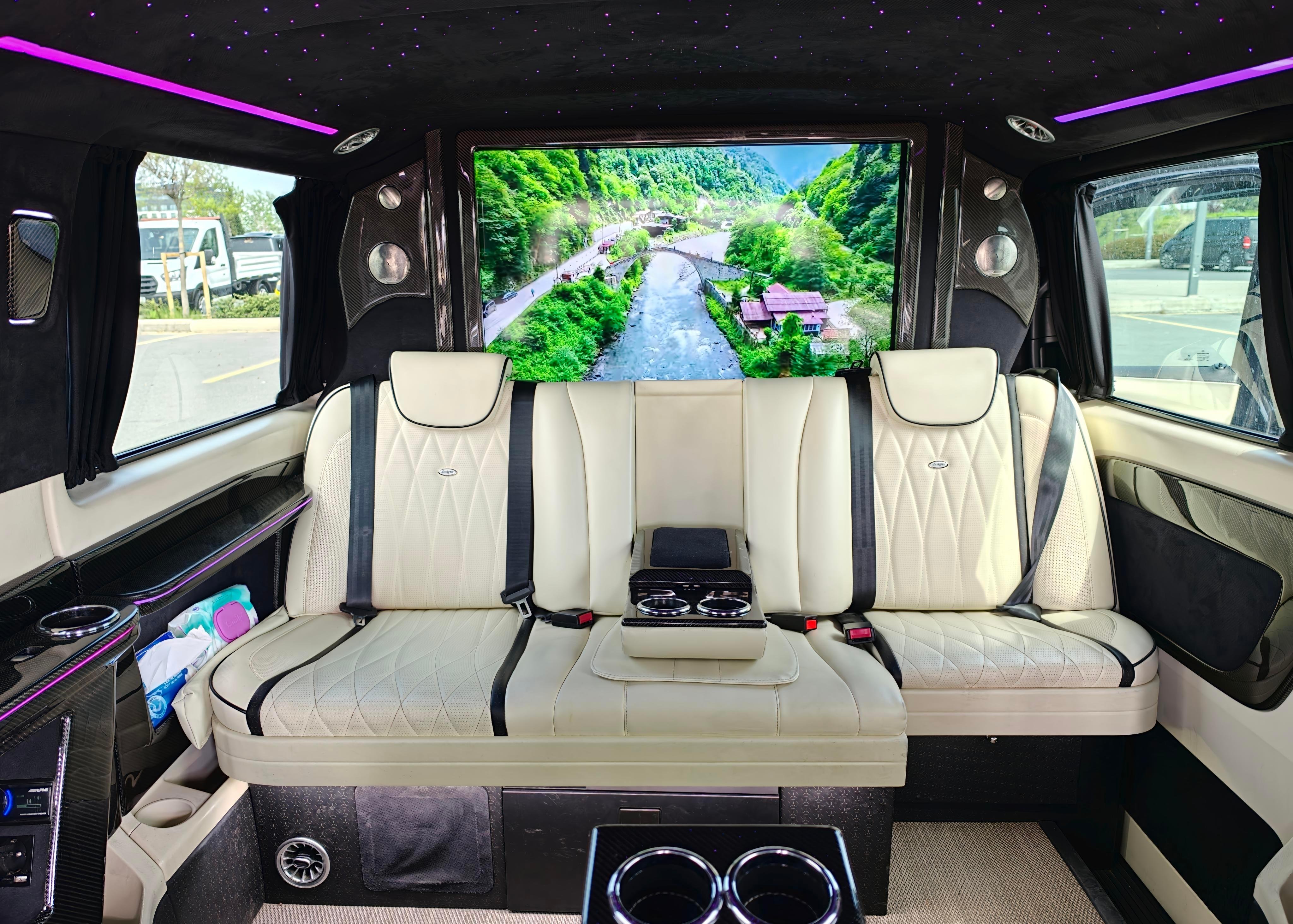 Istanbul Luxury VIP Airport Transfer & Private City Tour