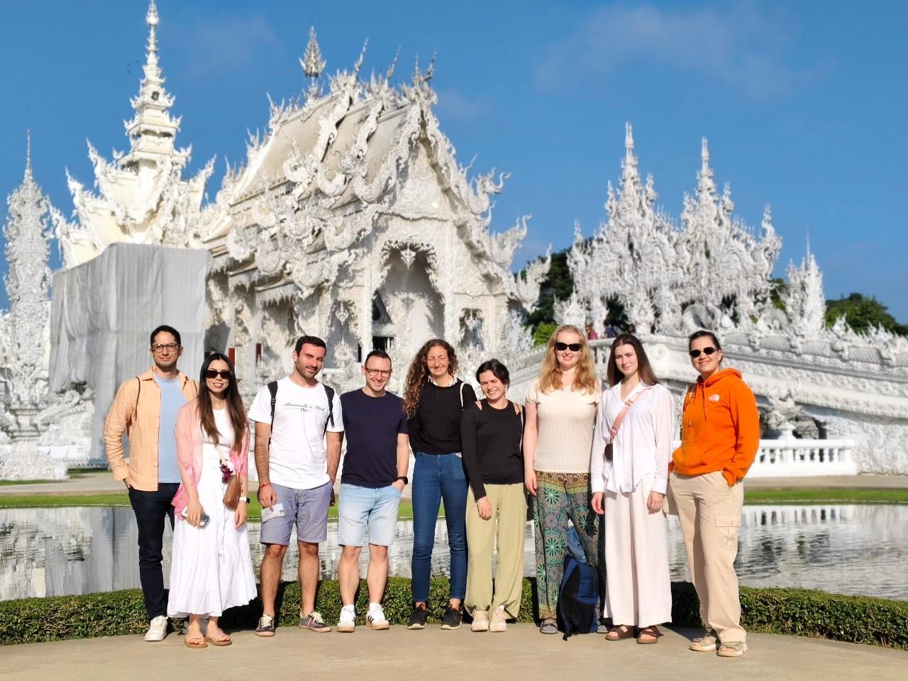 Chiang Rai Full-Day Highlights: Temples, Culture & Golden Triangle