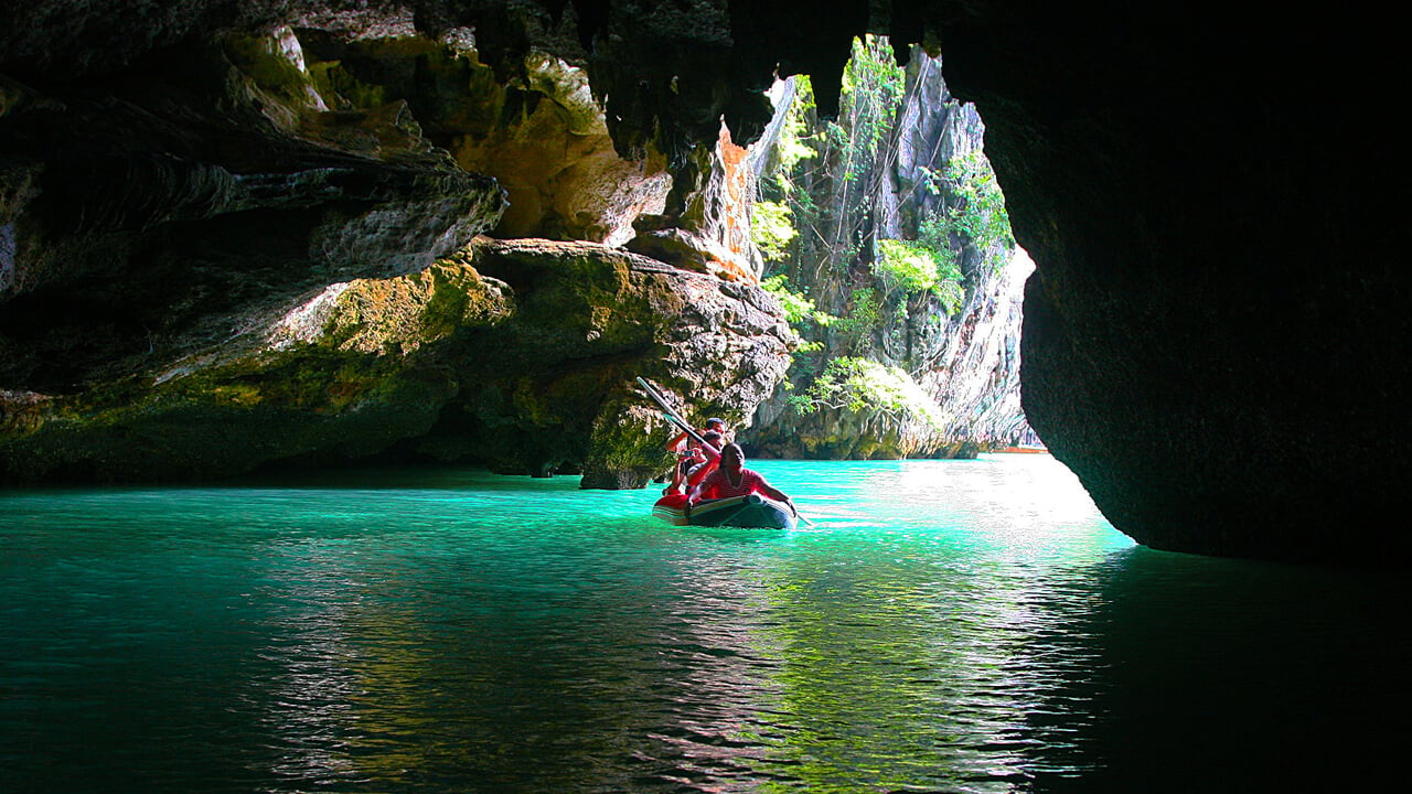 James Bond Island & Sea Cave Canoe Adventure by Big Boat – Phang Nga Bay