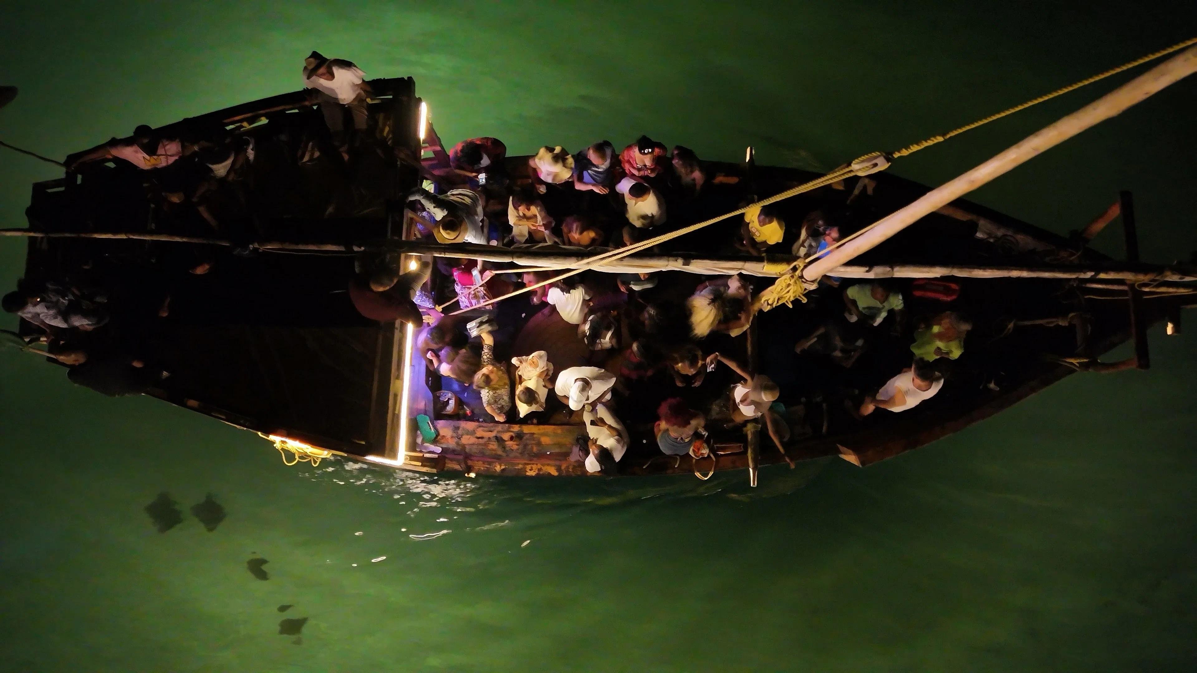 BoomBoom Boat Sunset Party Cruise – Zanzibar
