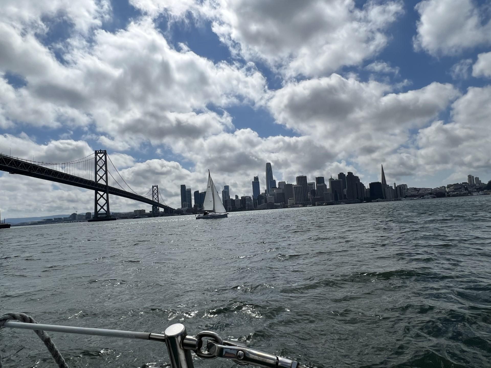 San Francisco: 2-Hour Interactive Sunset Bay Sailing Cruise