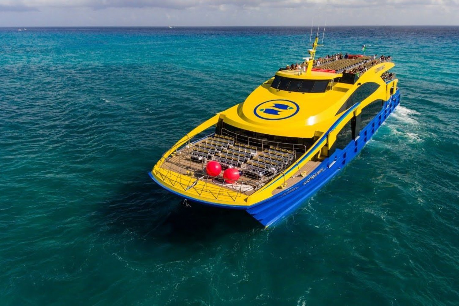 Island Hopper Ferry Pass: Isla Mujeres & Cozumel