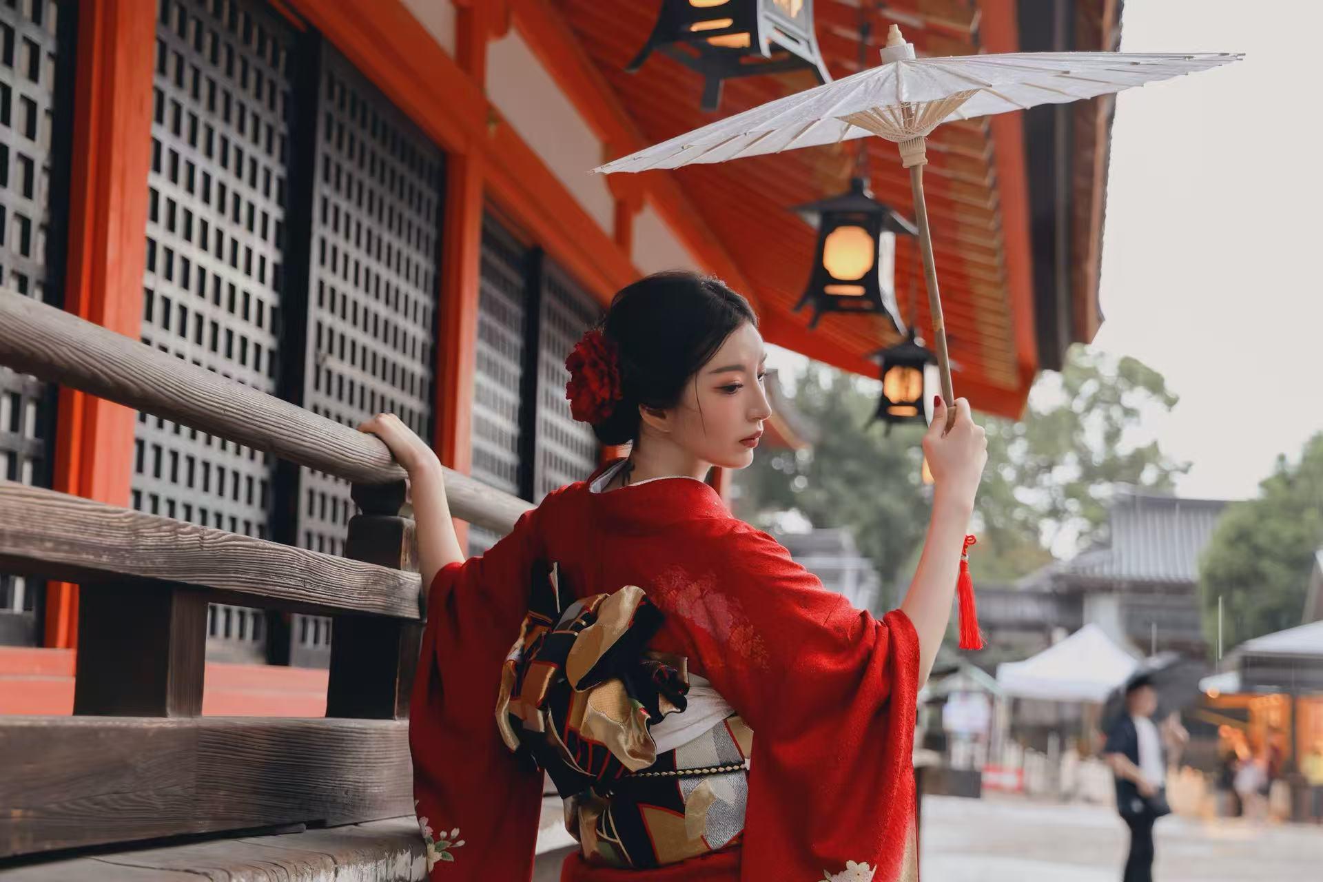 Kyoto: Kimono Makeover, Photoshoot, and Guided Tour - 2026 (Verified Reviews)