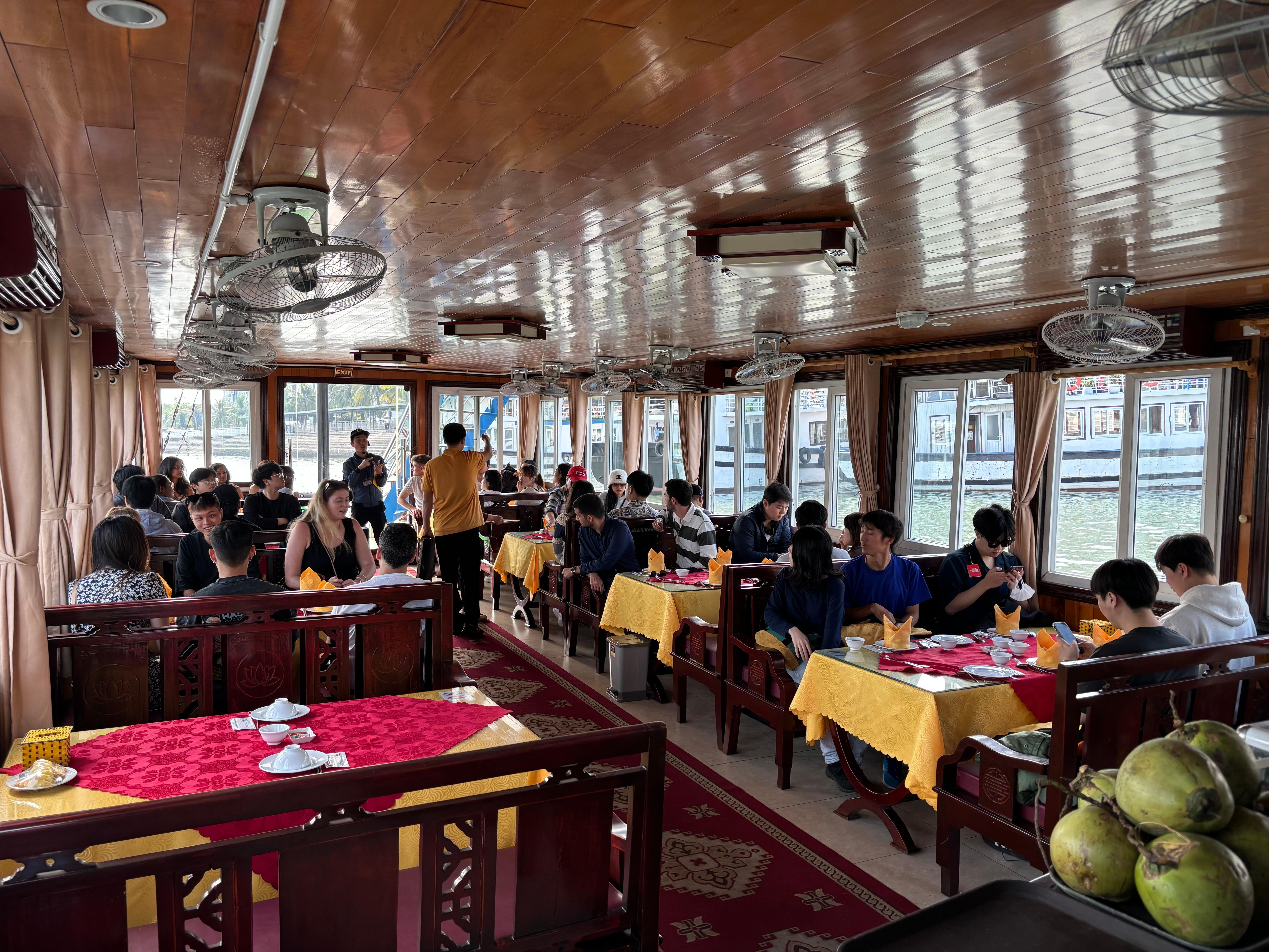 Halong Bay Day Cruise: Caves, Kayaking & Seafood Lunch