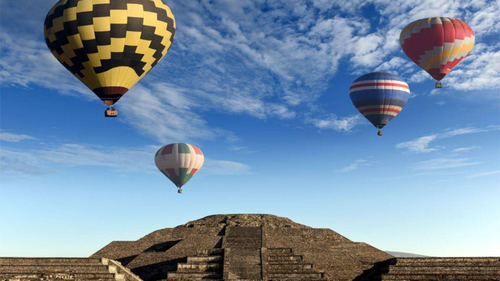 Teotihuacan Hot Air Balloon Flight & Breakfast