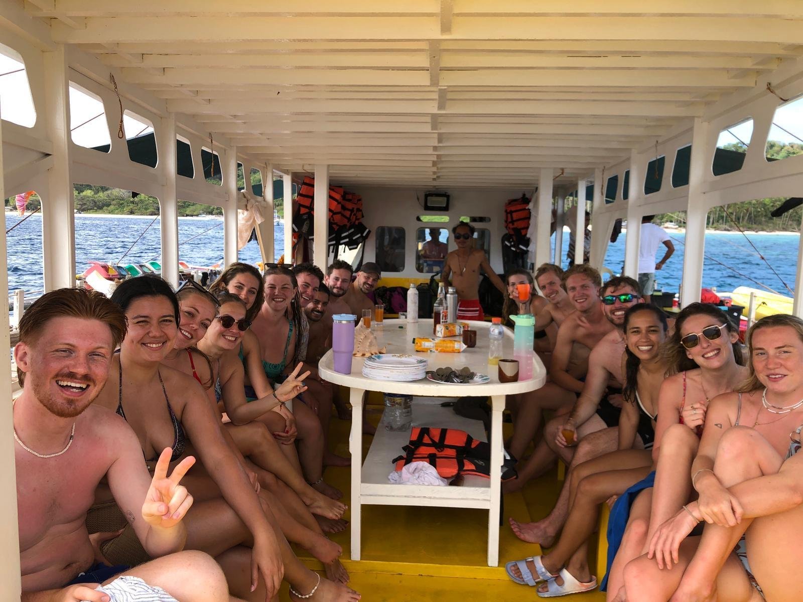 Coron to El Nido 3-Day Castaway Island Expedition