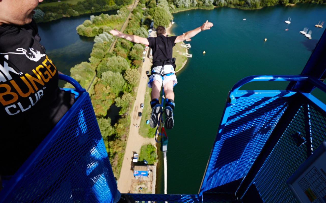 Bray Lake Bungee Jump: 160ft or 300ft Experience