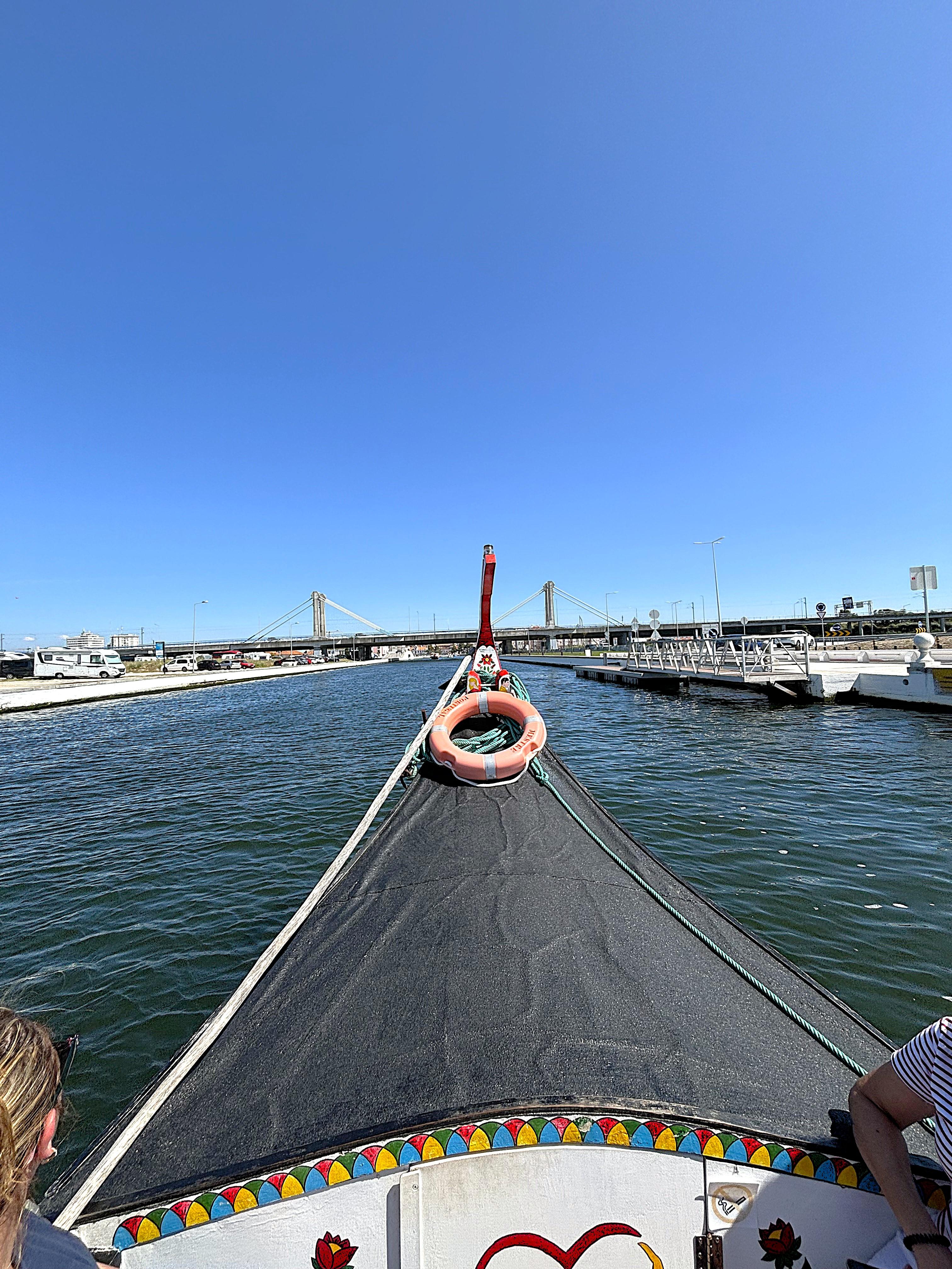 Lisbon to Porto Private Transfer with 3 Scenic Stopovers