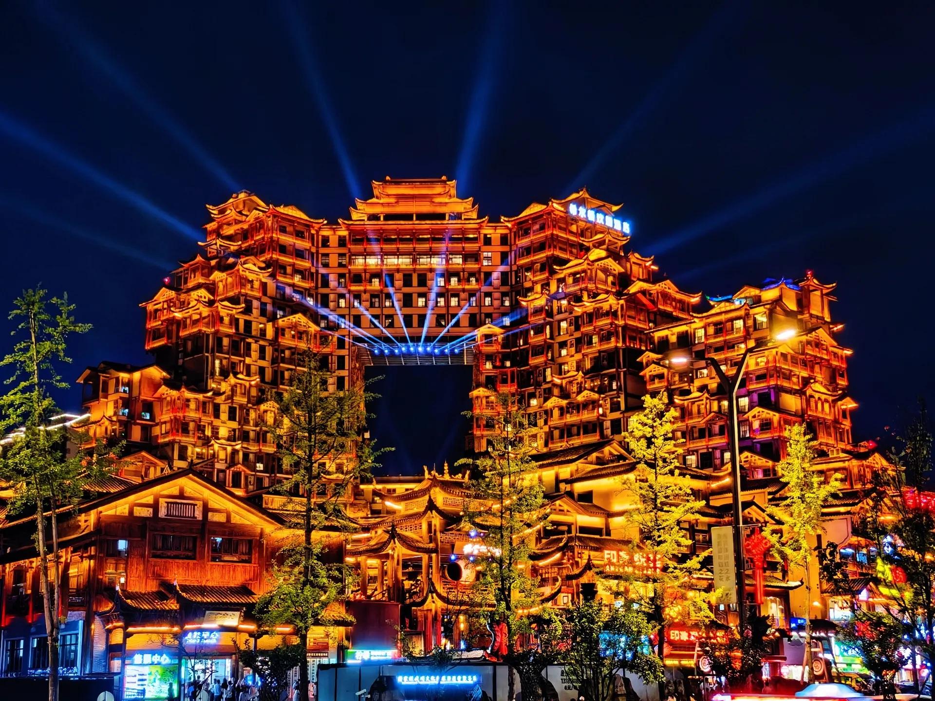 Zhangjiajie Arrival Day Tour with Transfer & Night Towers
