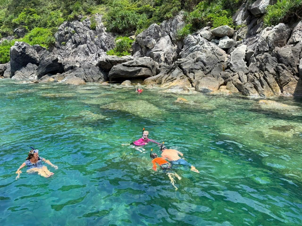 Cham Island Snorkeling & Beach Escape
