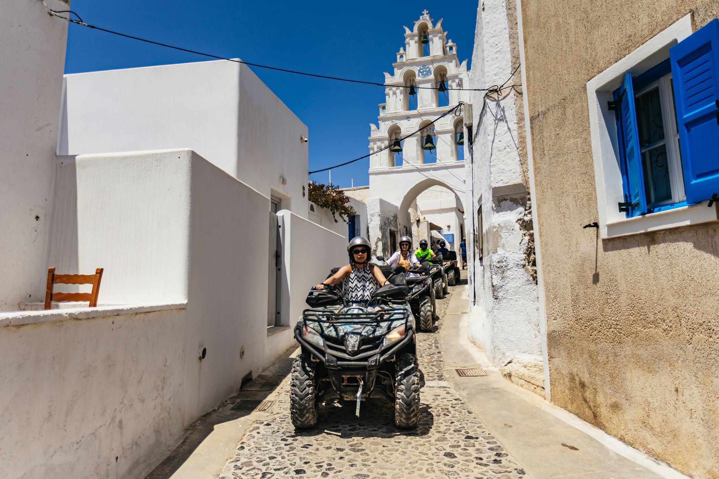 Santorini: ATV Quad Bike Tour with Lunch and Pickup