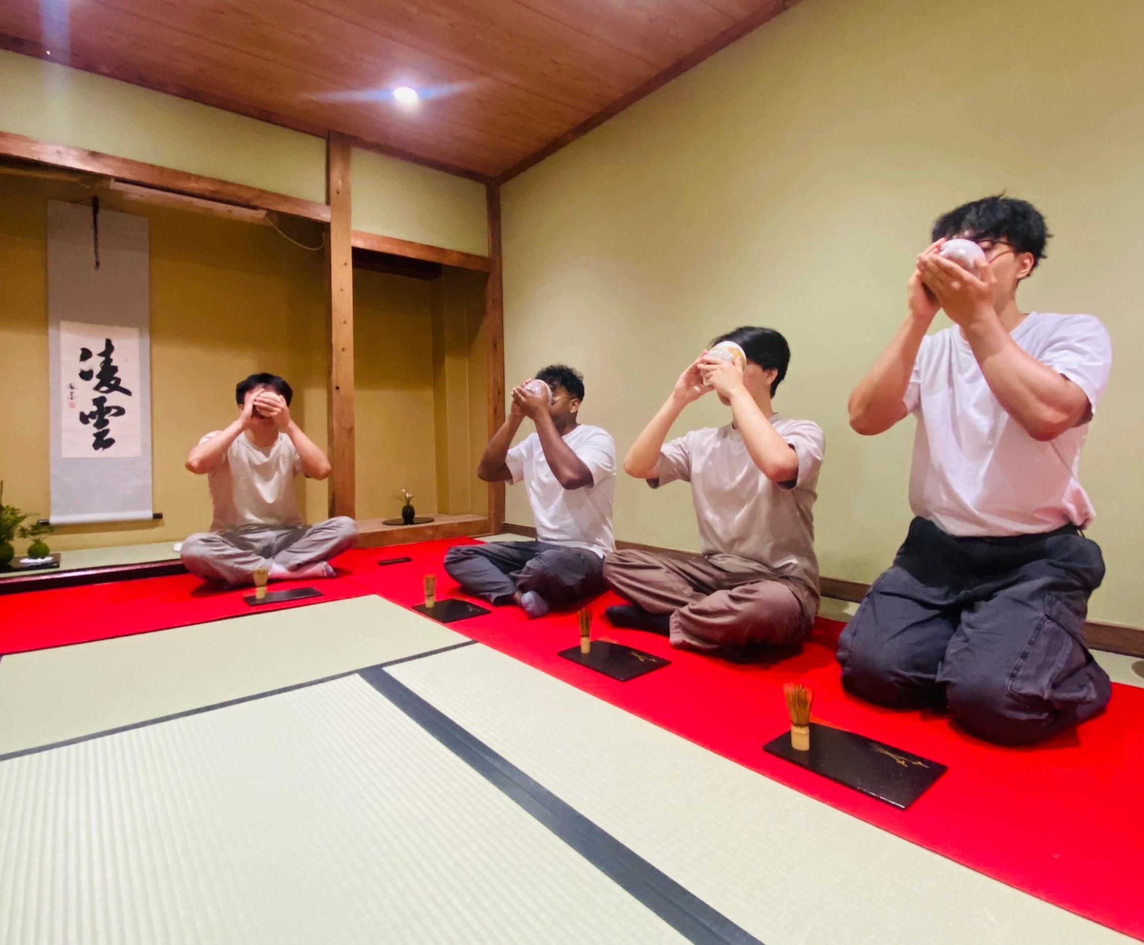 Traditional Matcha Tea Ceremony in Downtown Osaka