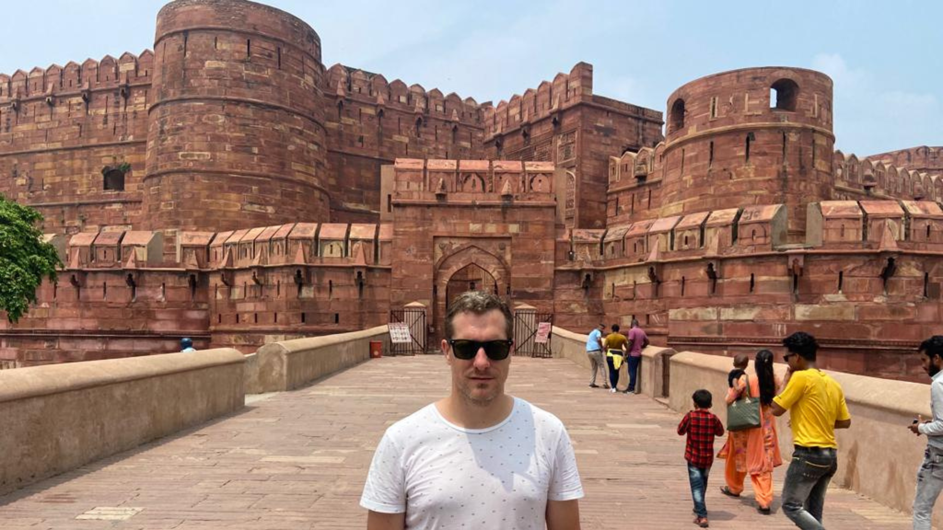 Delhi Airport Layover: Private Taj Mahal & Agra Fort Day Tour