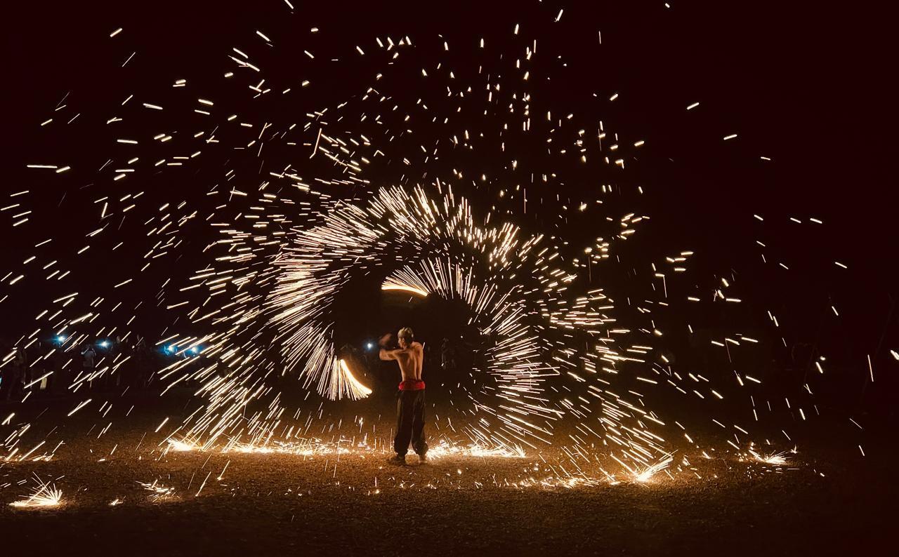 Agafay Desert Evening Adventure: Quad Bikes, Camel Ride & Berber Dinner Show
