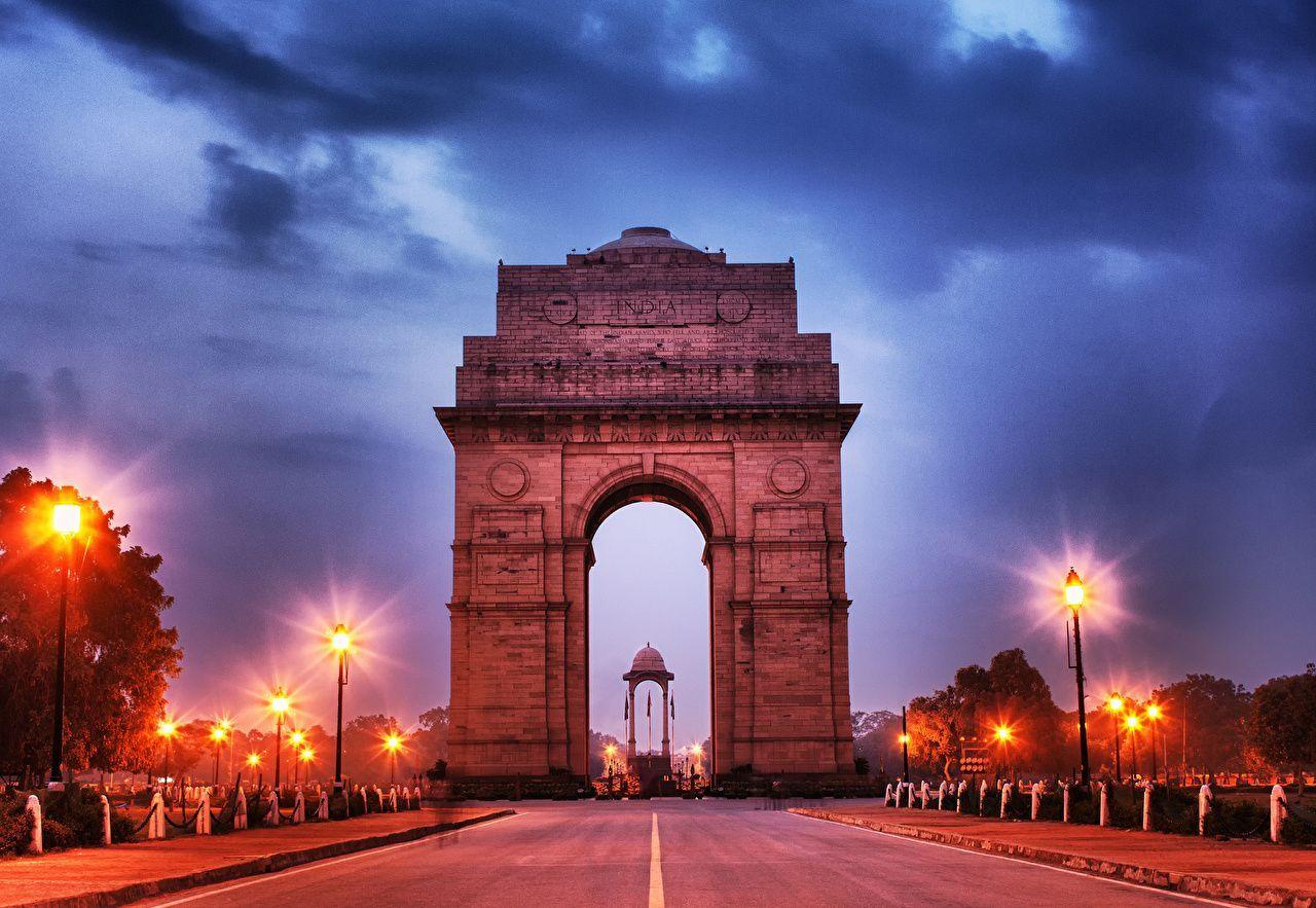 Private Delhi Illuminated Evening City Tour