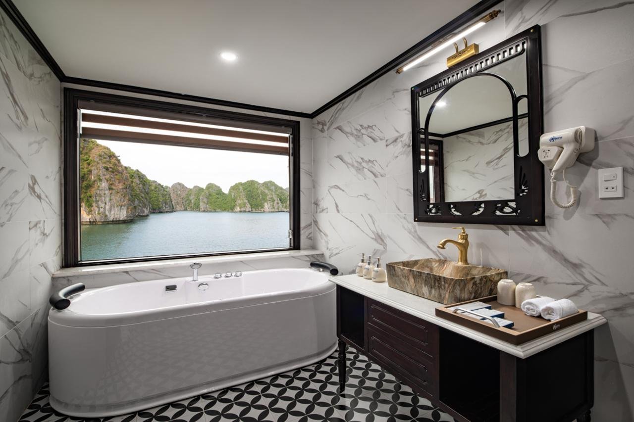 Ha Long & Lan Ha Bay 2-Day 5-Star Cruise with Free Transfer