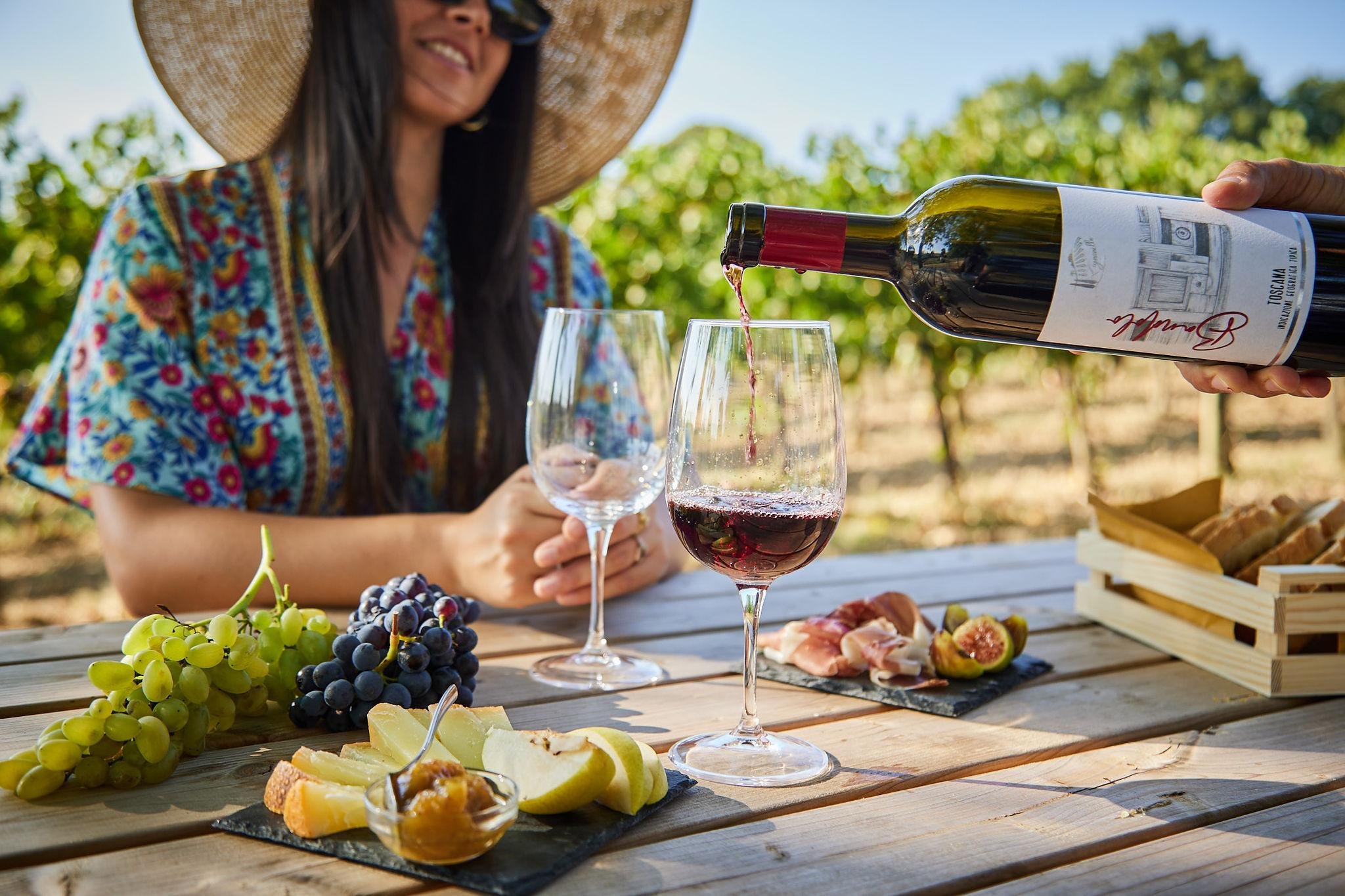 Pienza Vineyard Walk, Cellar Tour & Wine Tasting