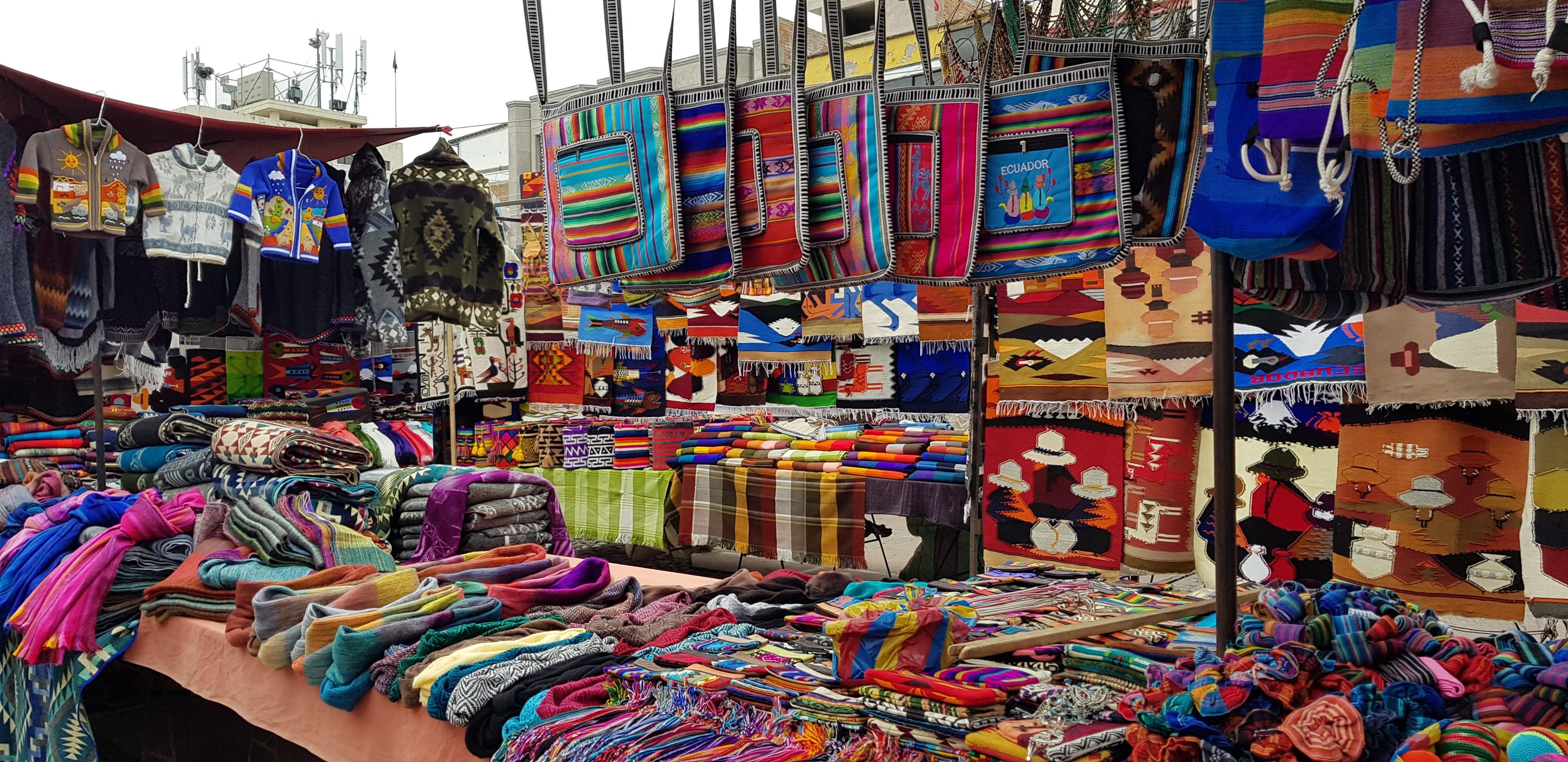 Quito to Otavalo Market & Cuicocha Crater Lake Day Tour