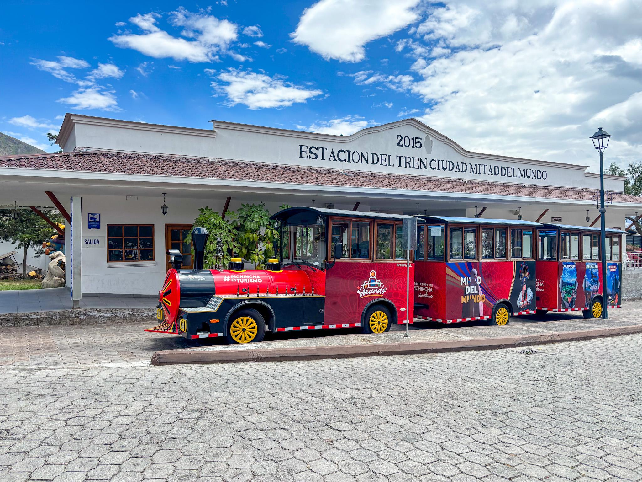 Quito Full-Day Tour: Equator Line, Cable Car & Colonial Highlights