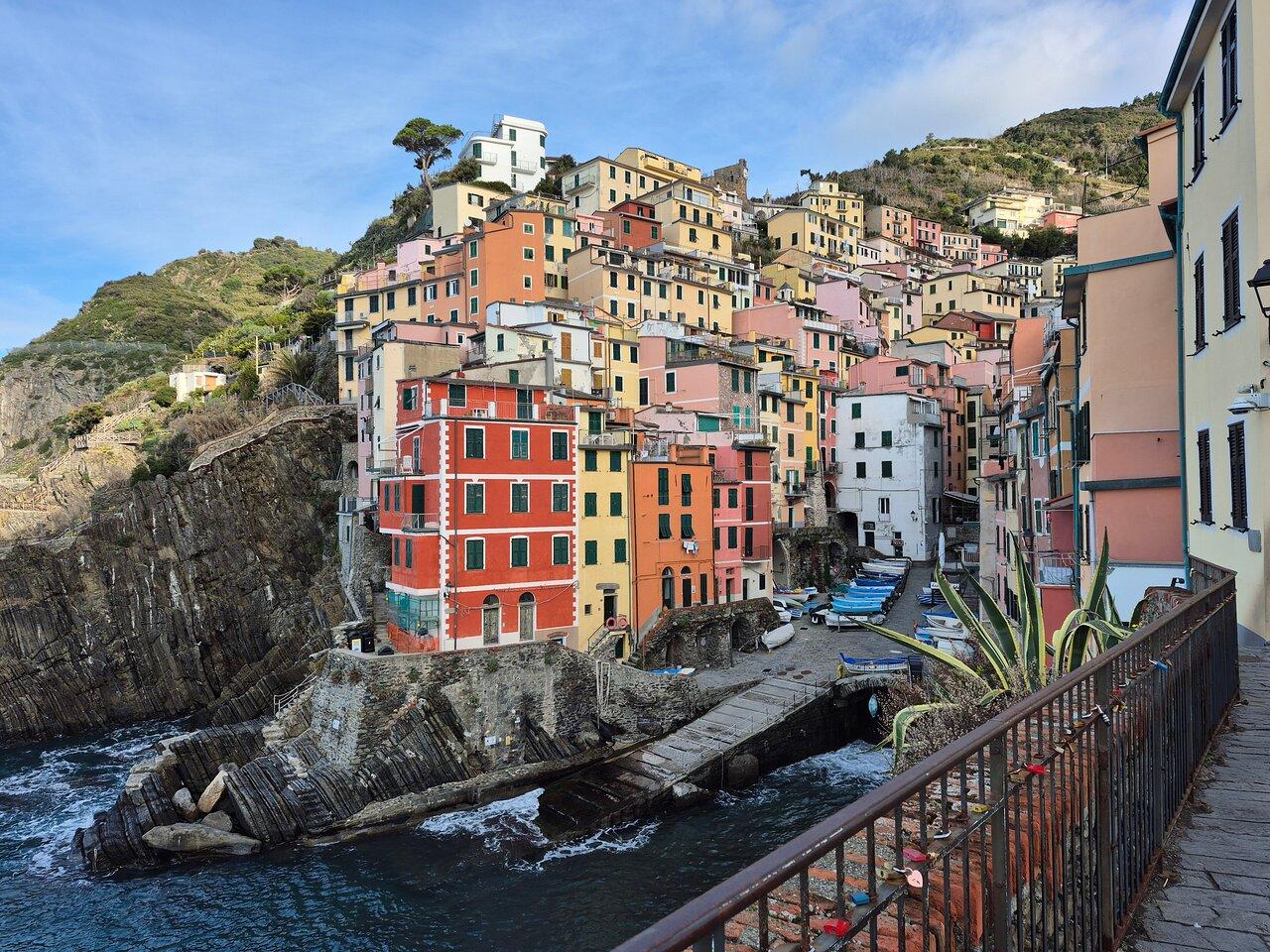 Cinque Terre & Pisa Full-Day Tour from Florence