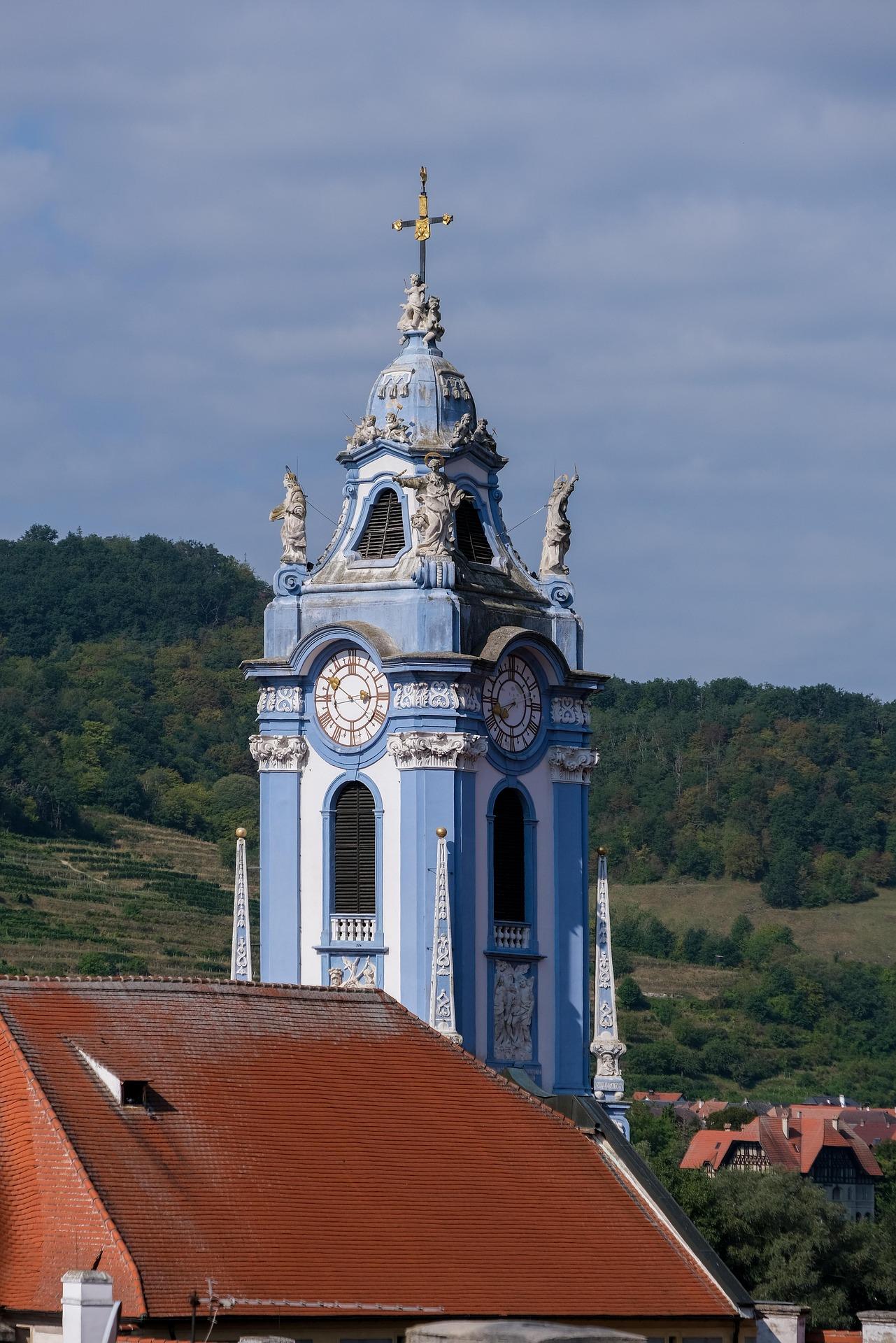 Austrian Highlights: Hallstatt, Salzburg & Melk Abbey Wine Tour