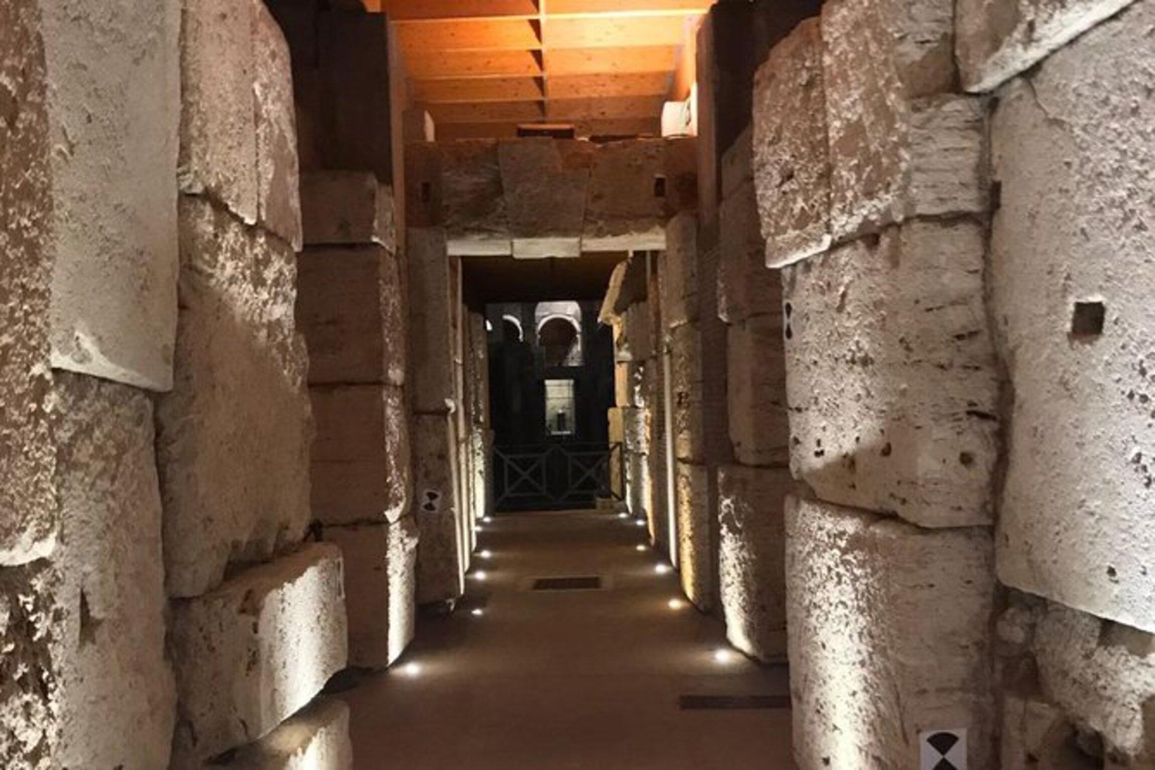 Rome Private Colosseum Underground & Dungeons Tour