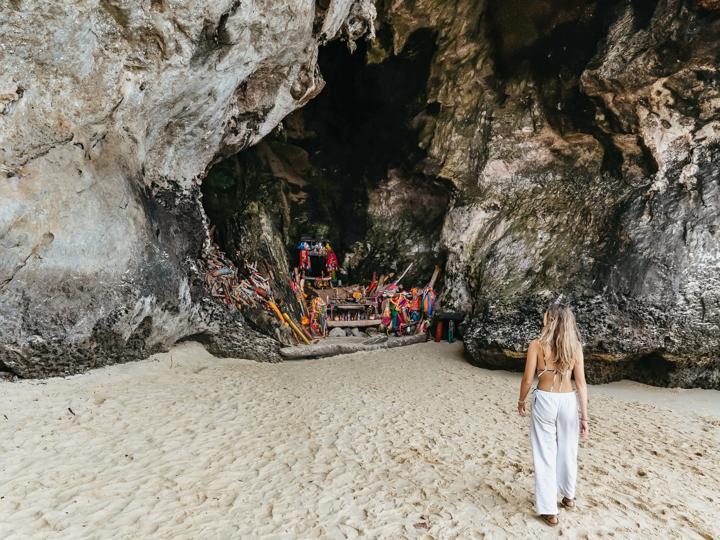Krabi 4 Islands Longtail Boat Day Trip with Beach Buffet Lunch