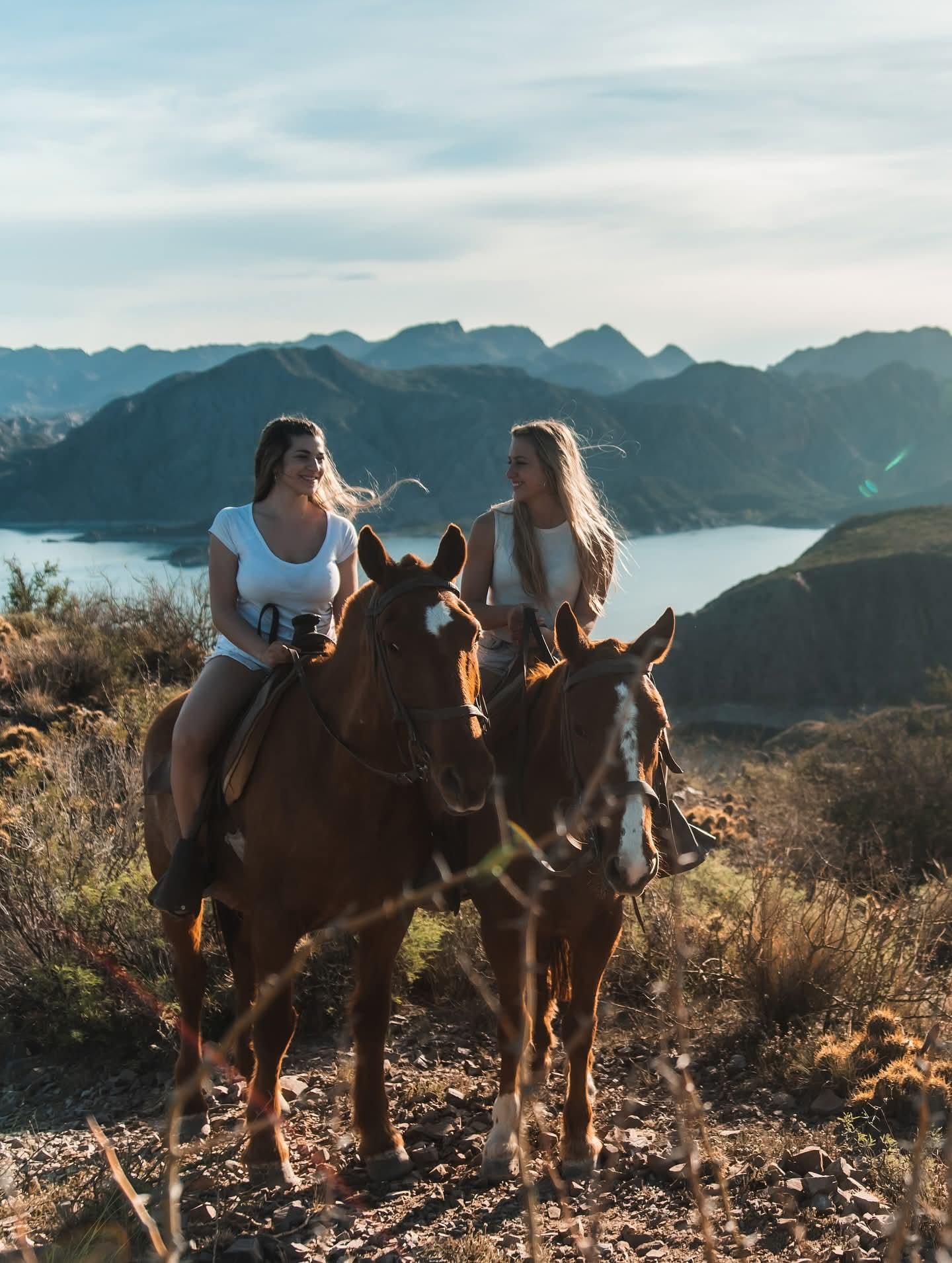 Cordón del Plata Horseback Ride & Gaucho Barbecue