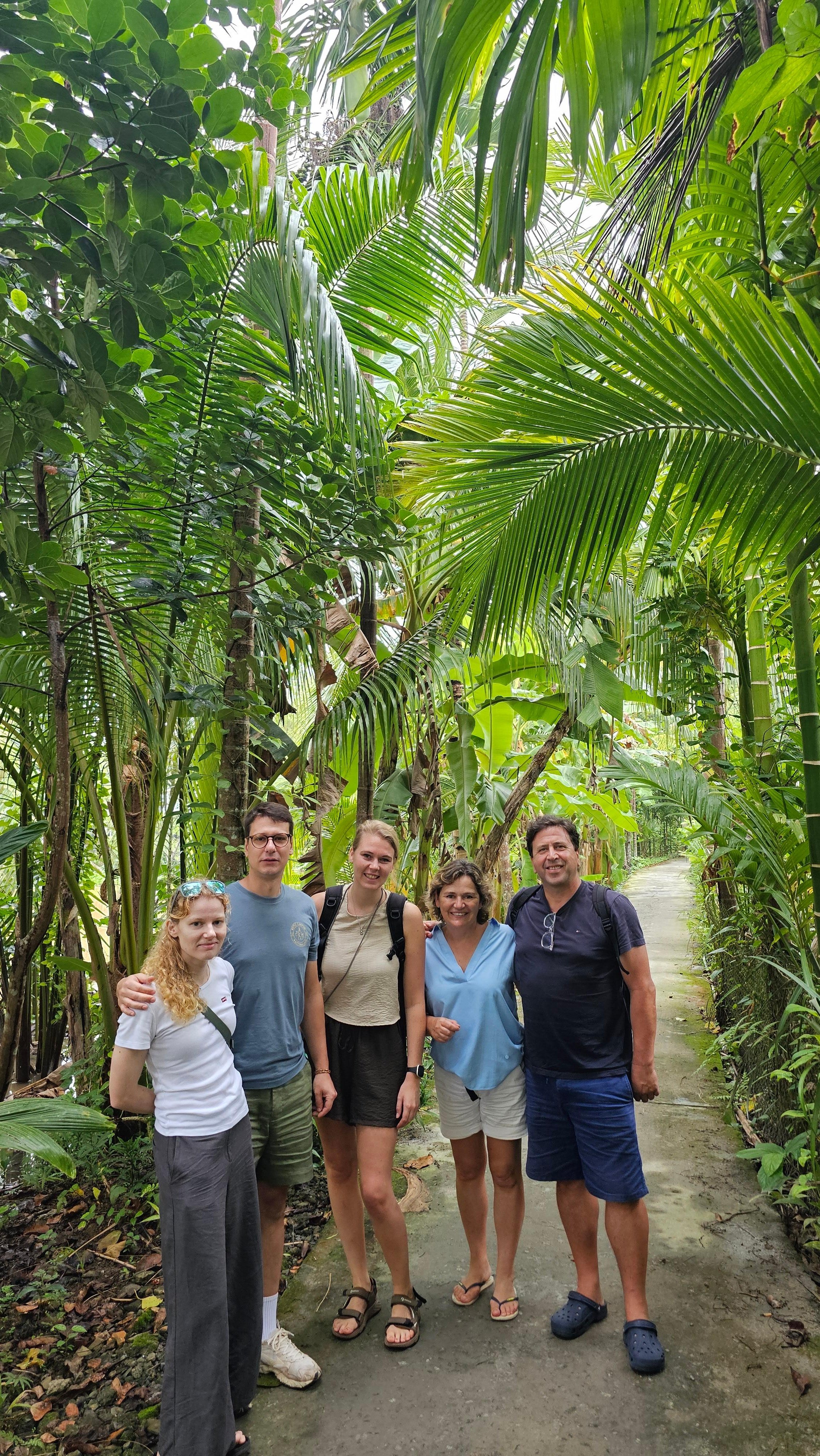 Can Tho: Cai Rang Floating Market & Authentic Mekong Experience