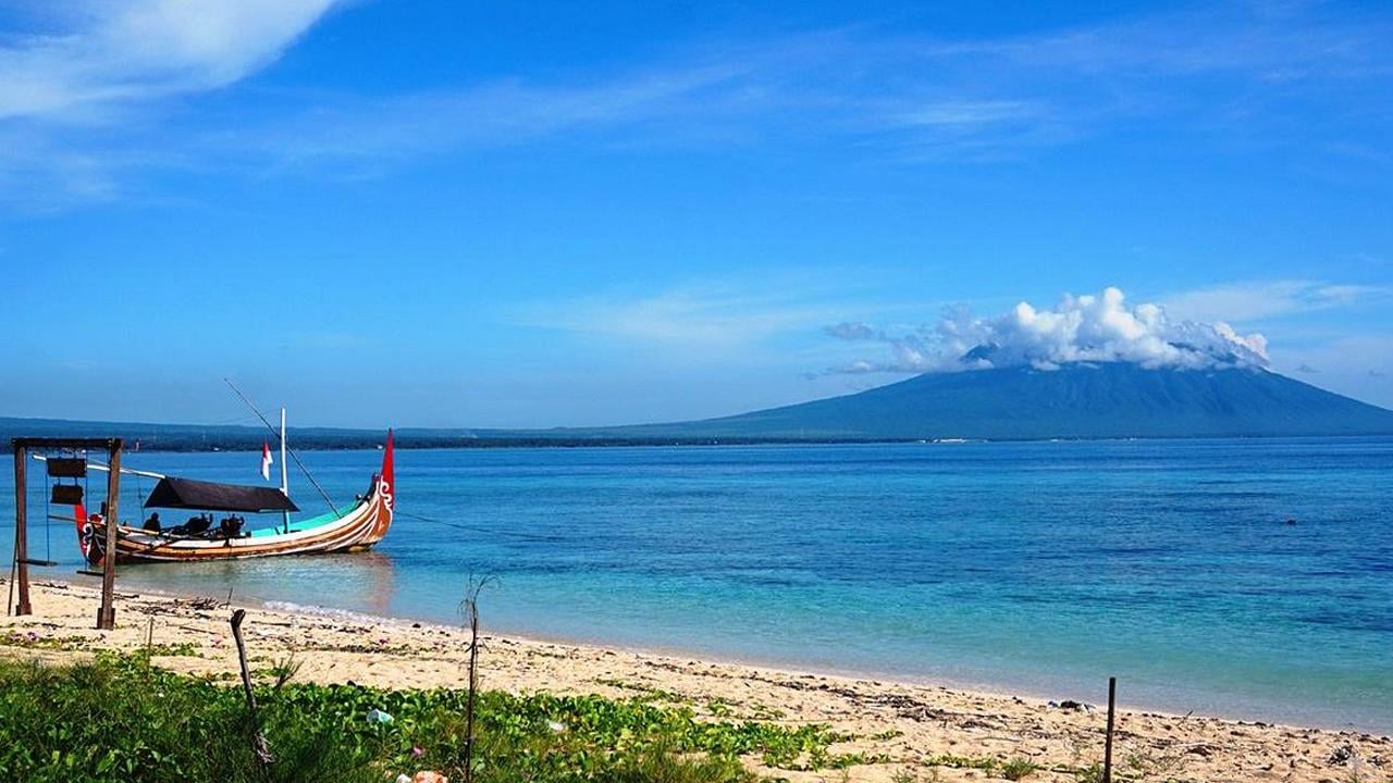 Baluran National Park & Tabuhan Island Day Tour