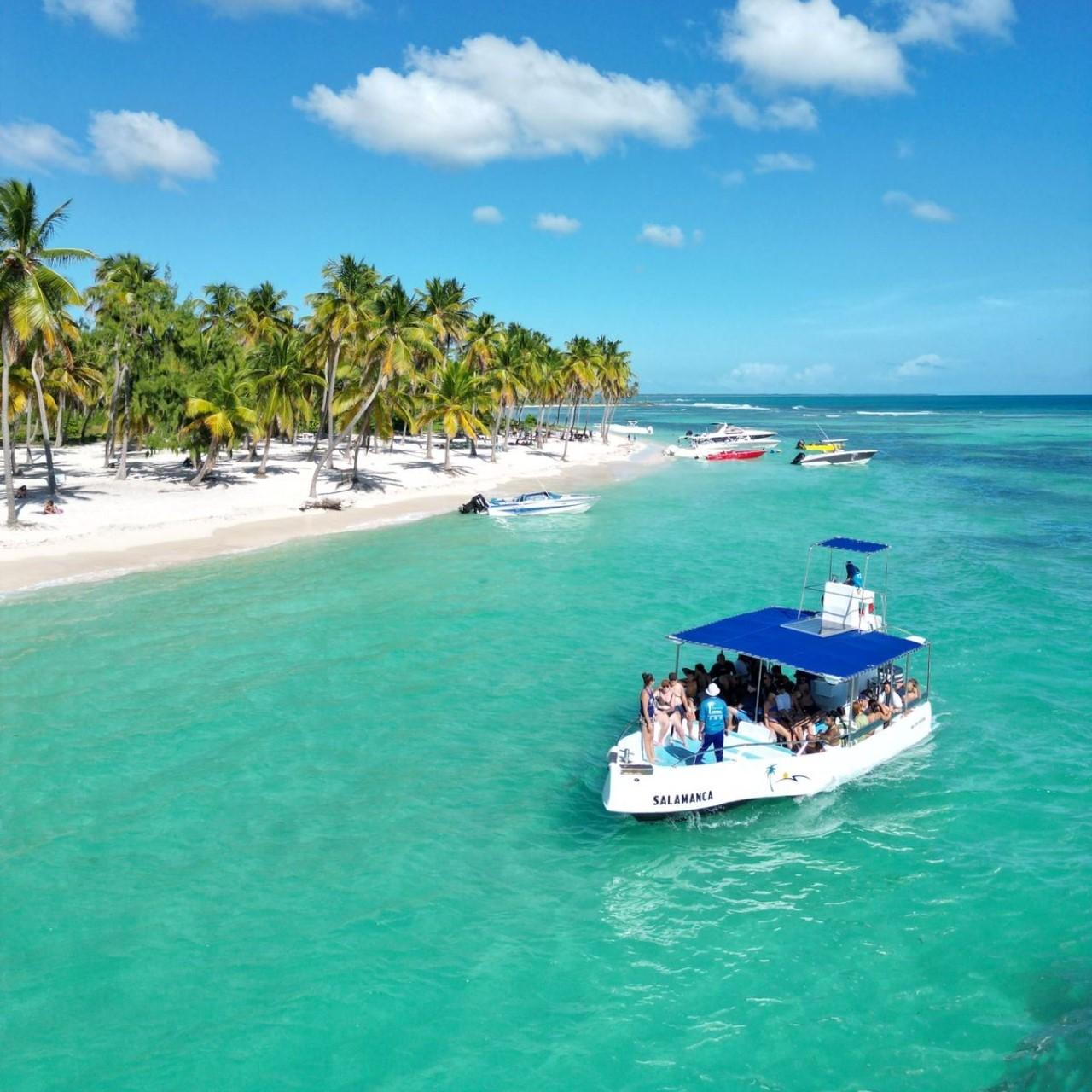 Small Group Saona Island Cruise & Beach Escape