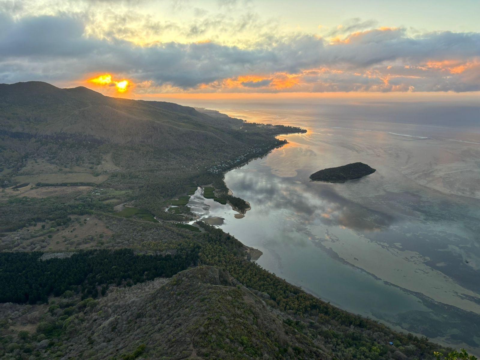 Le Morne Brabant: Private Guided Summit Hike