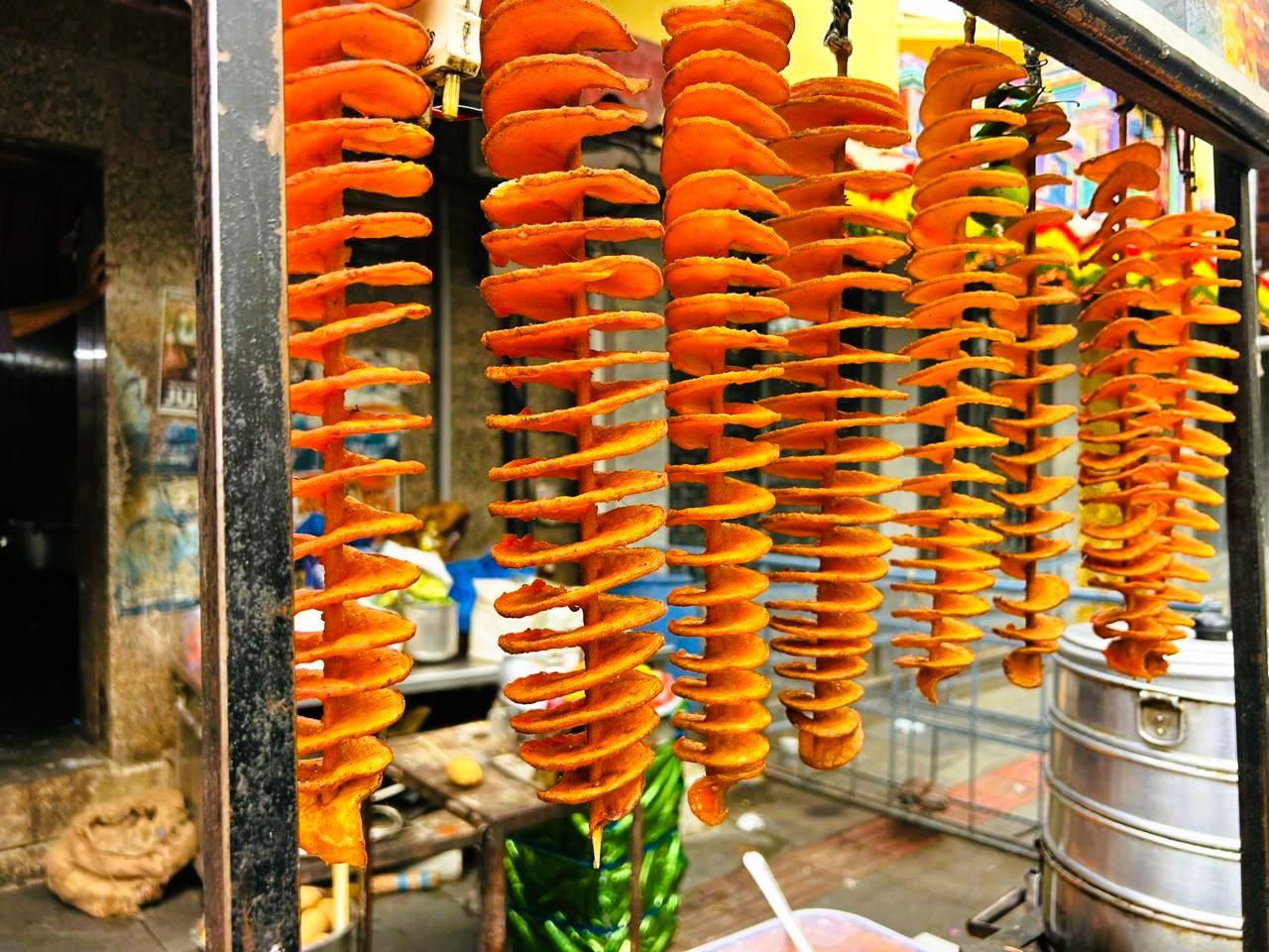 Bangalore Evening Street Food Tour & Lalbagh Gardens