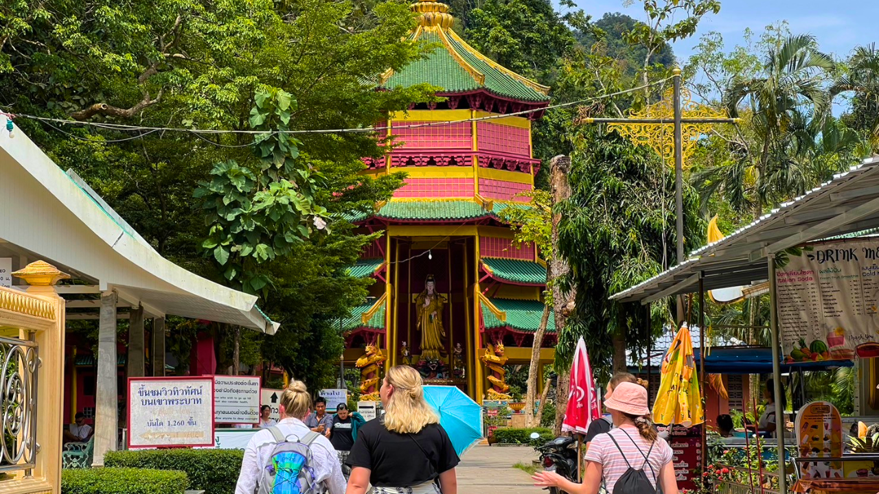 Krabi Jungle Day Tour: Emerald Pool, Hot Springs & Tiger Cave Temple