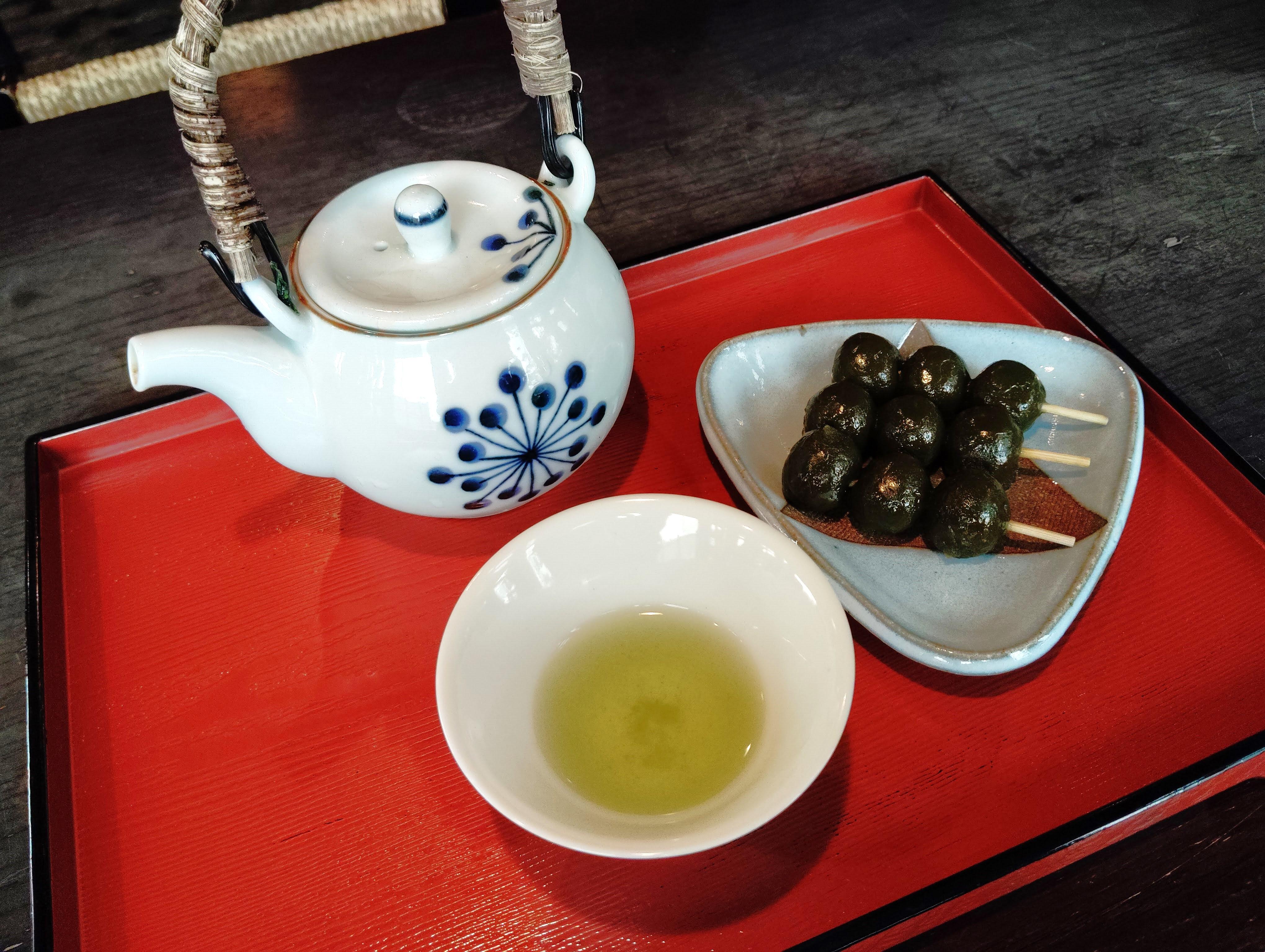 Kyoto: Uji Tea Museum and Tsuen Teahouse Tour