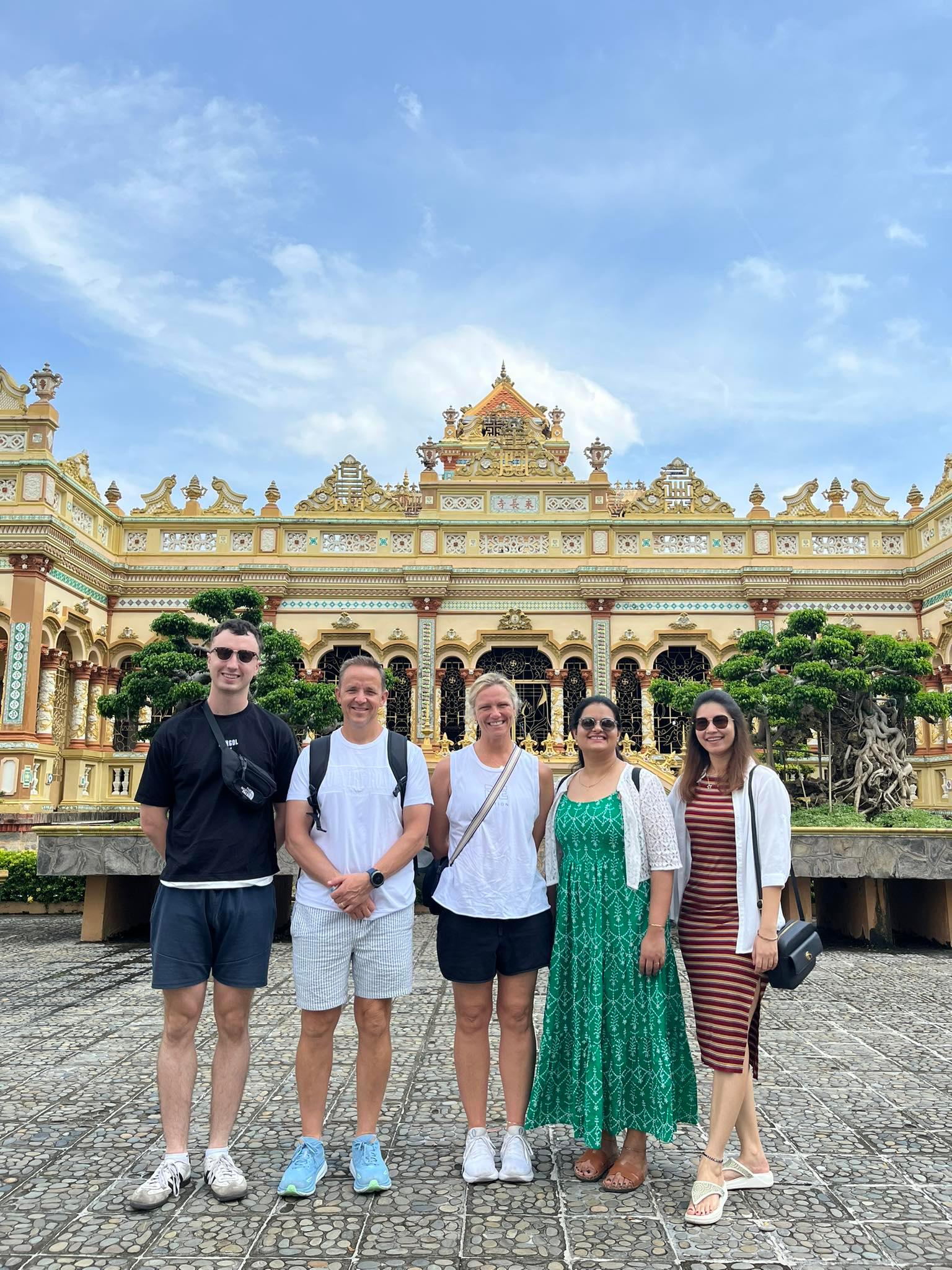 Mekong Delta VIP Limousine Small-Group Tour