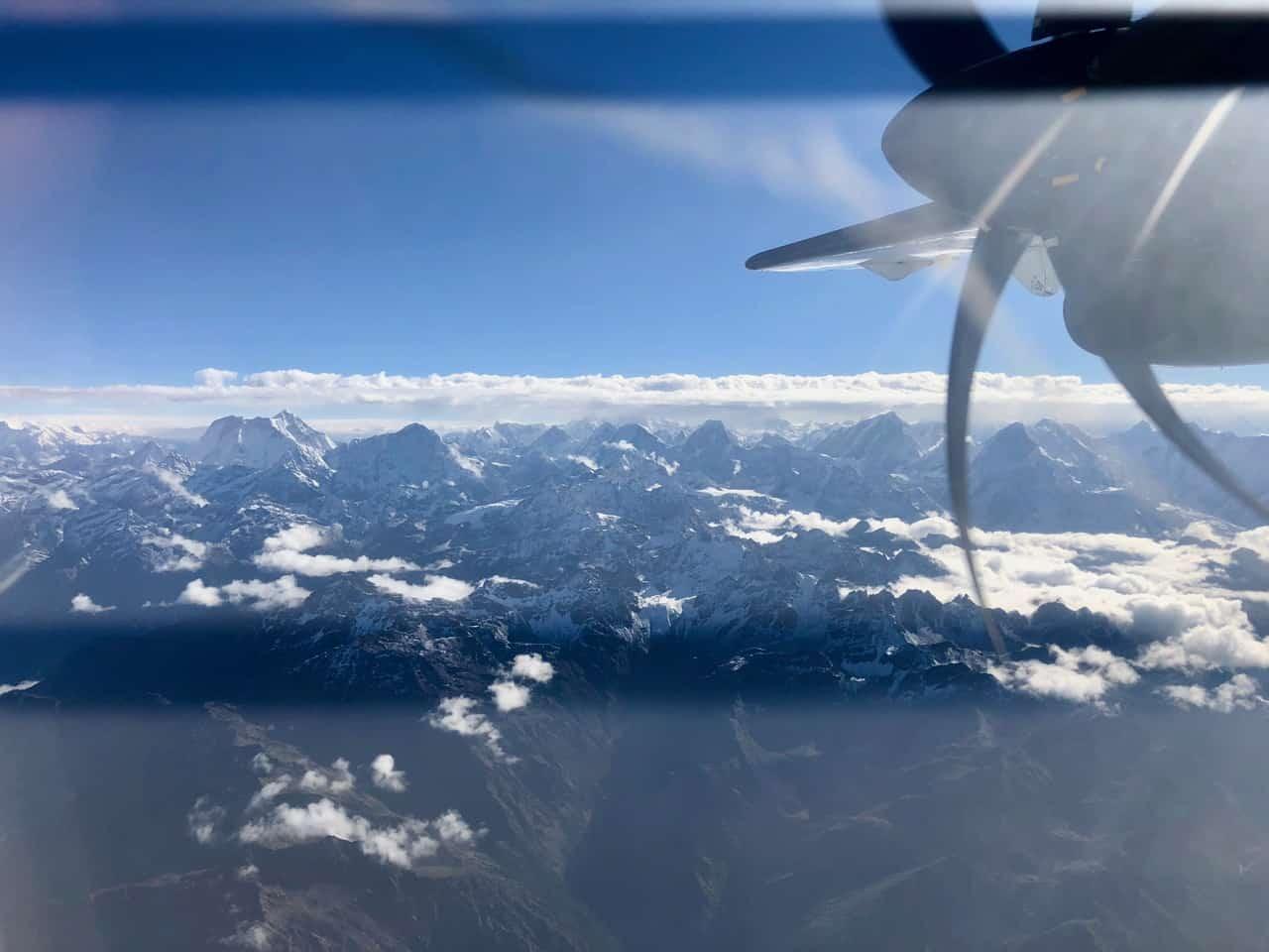 Kathmandu: Everest Scenic Flight or Helicopter Landing Tour