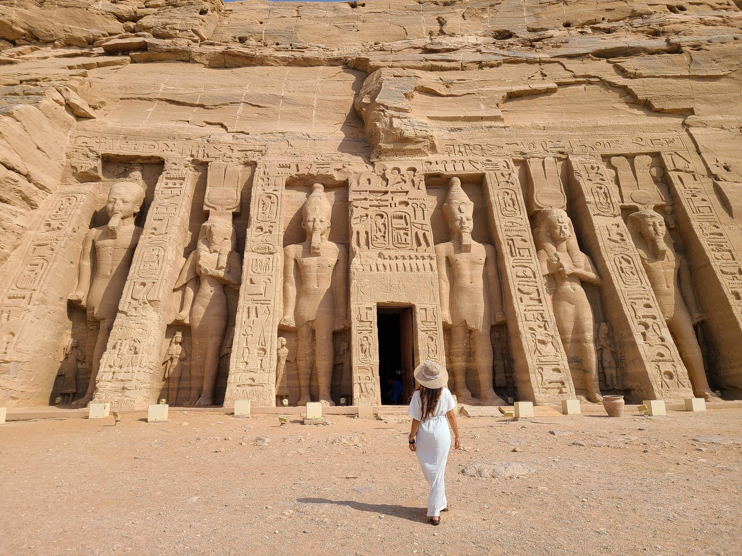 5-Day Private Egyptian Highlights Expedition with Domestic Flights